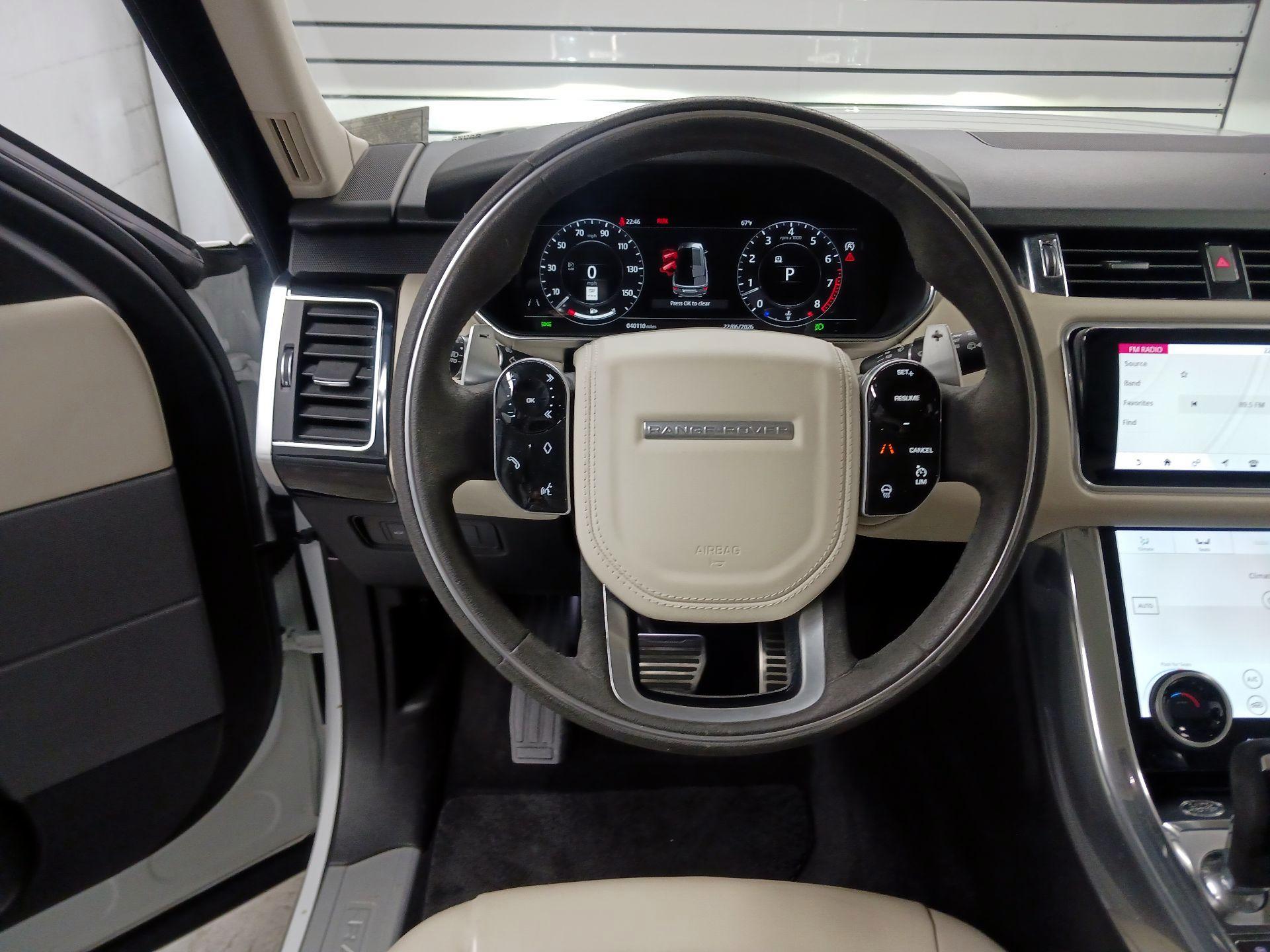 Thumbnail: 2020 Land Rover Range Rover Sport - 10