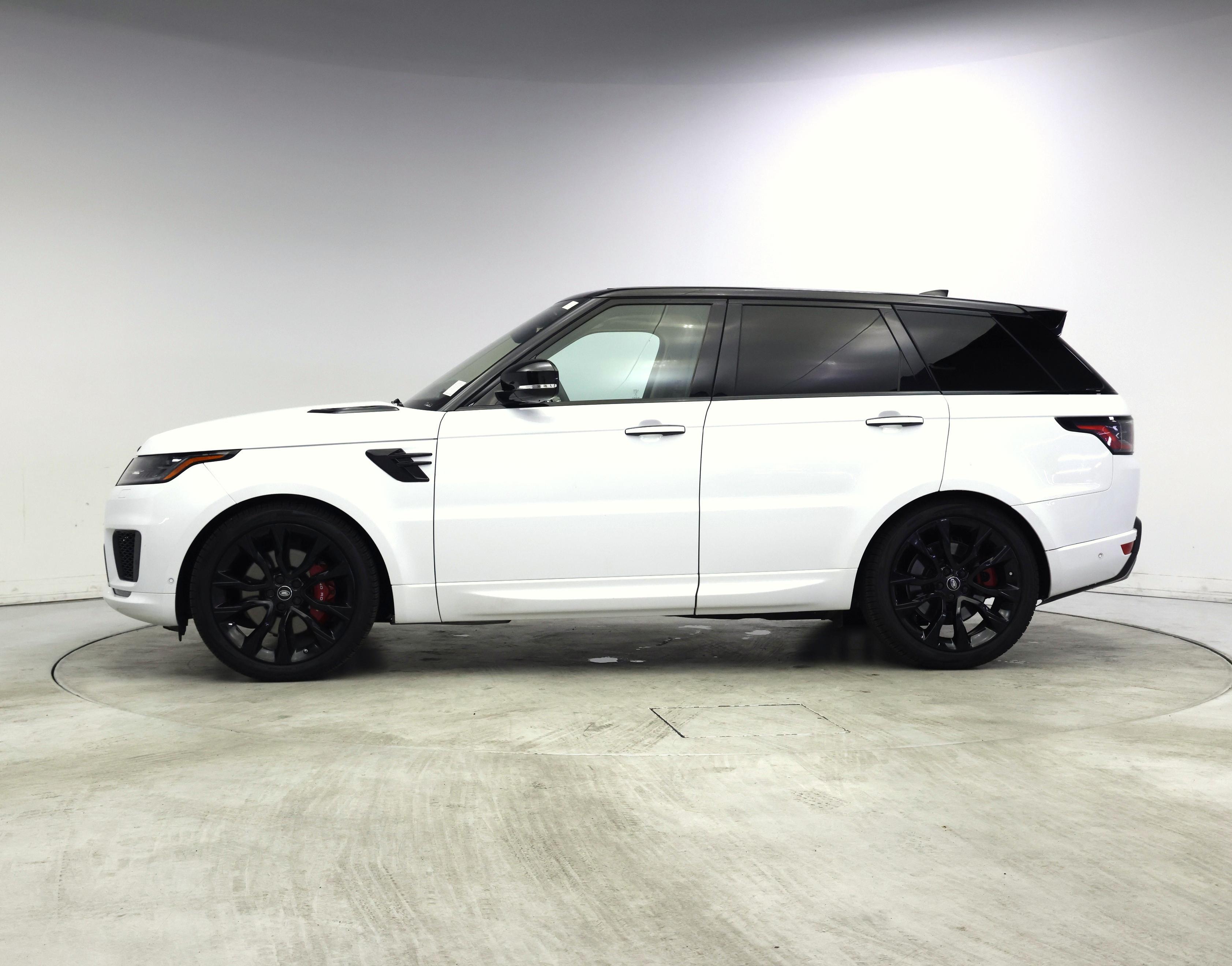 Thumbnail: 2020 Land Rover Range Rover Sport - 3