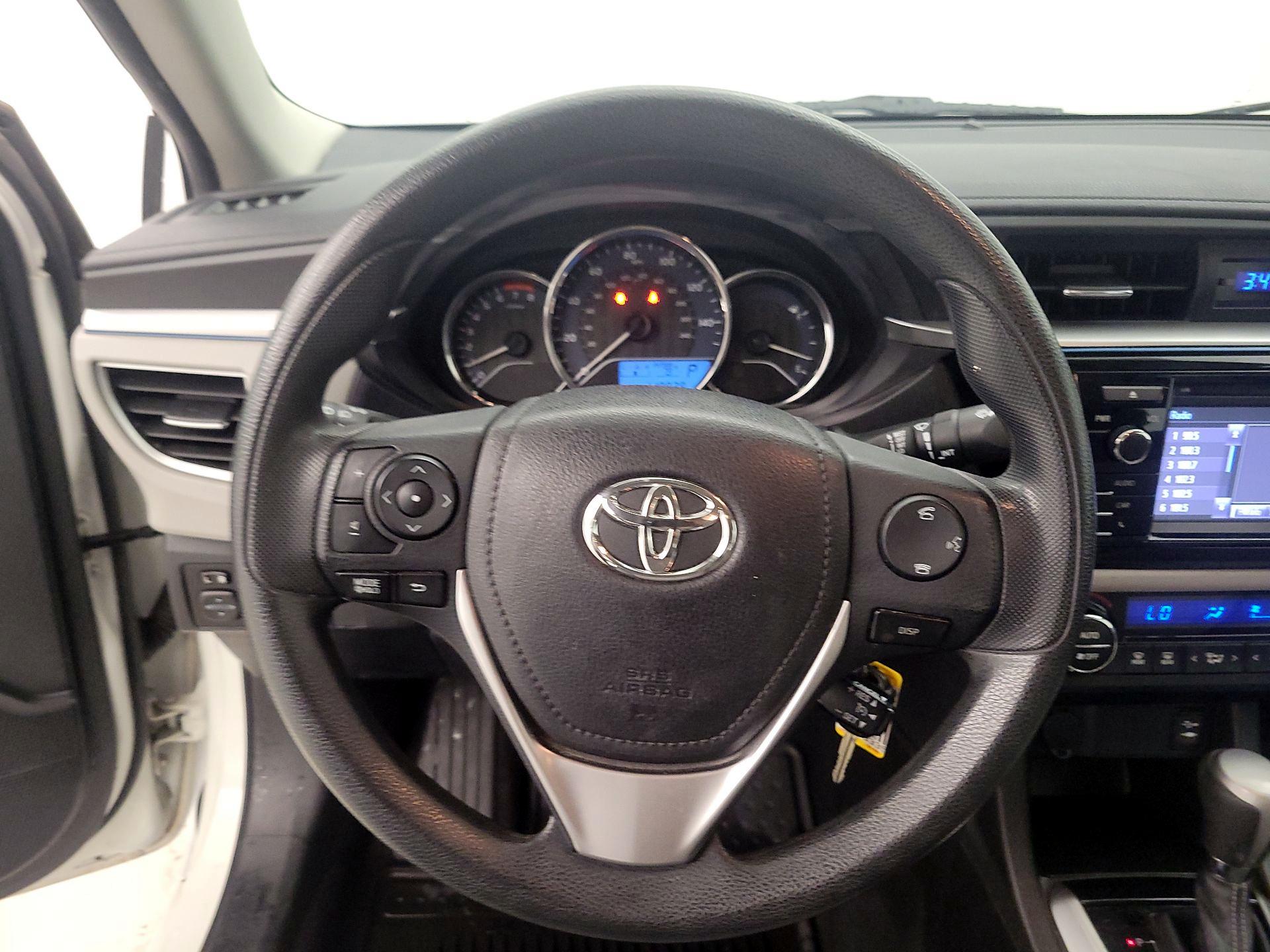 Thumbnail: 2014 Toyota Corolla - 10