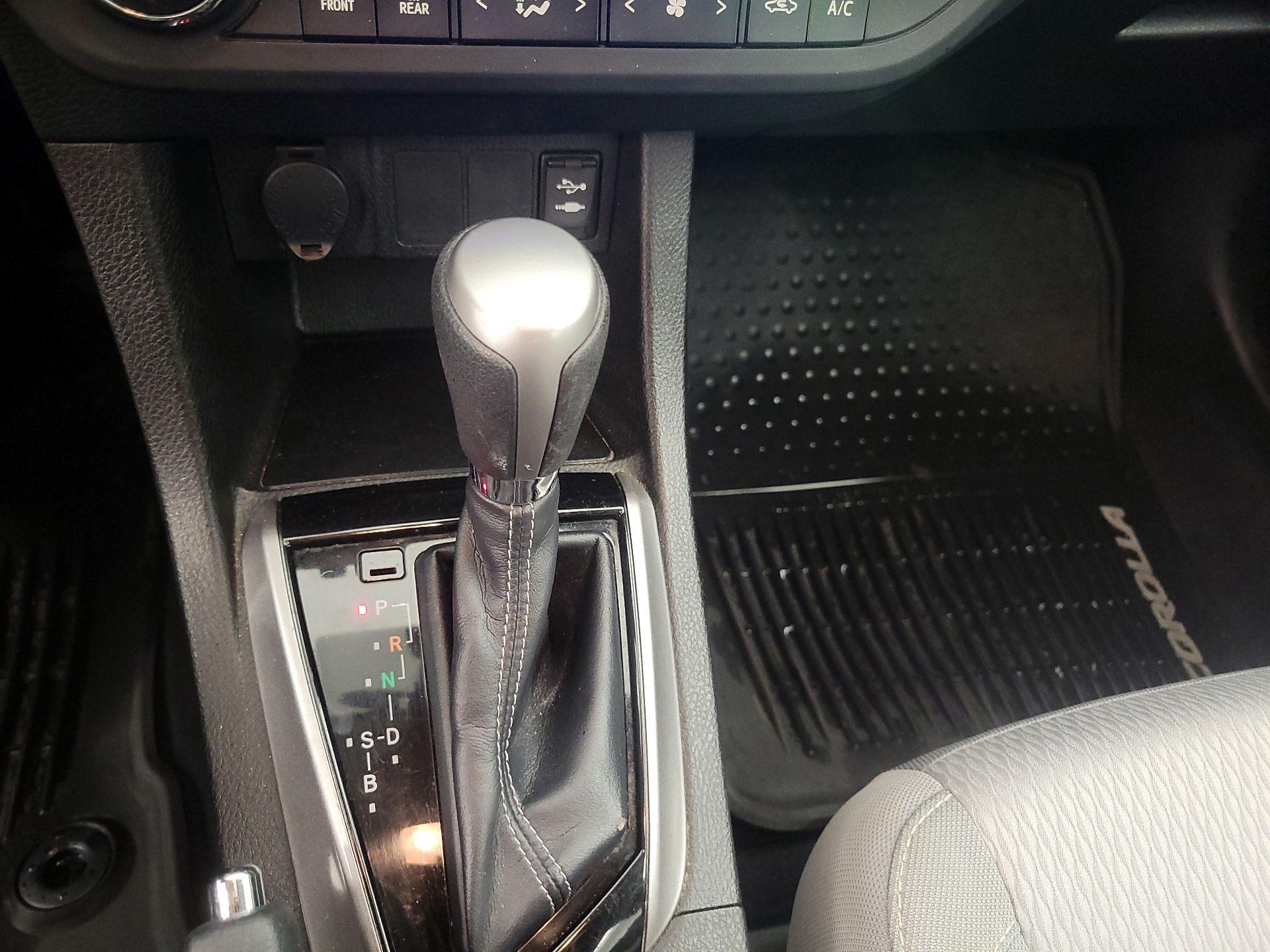 Thumbnail: 2014 Toyota Corolla - 17