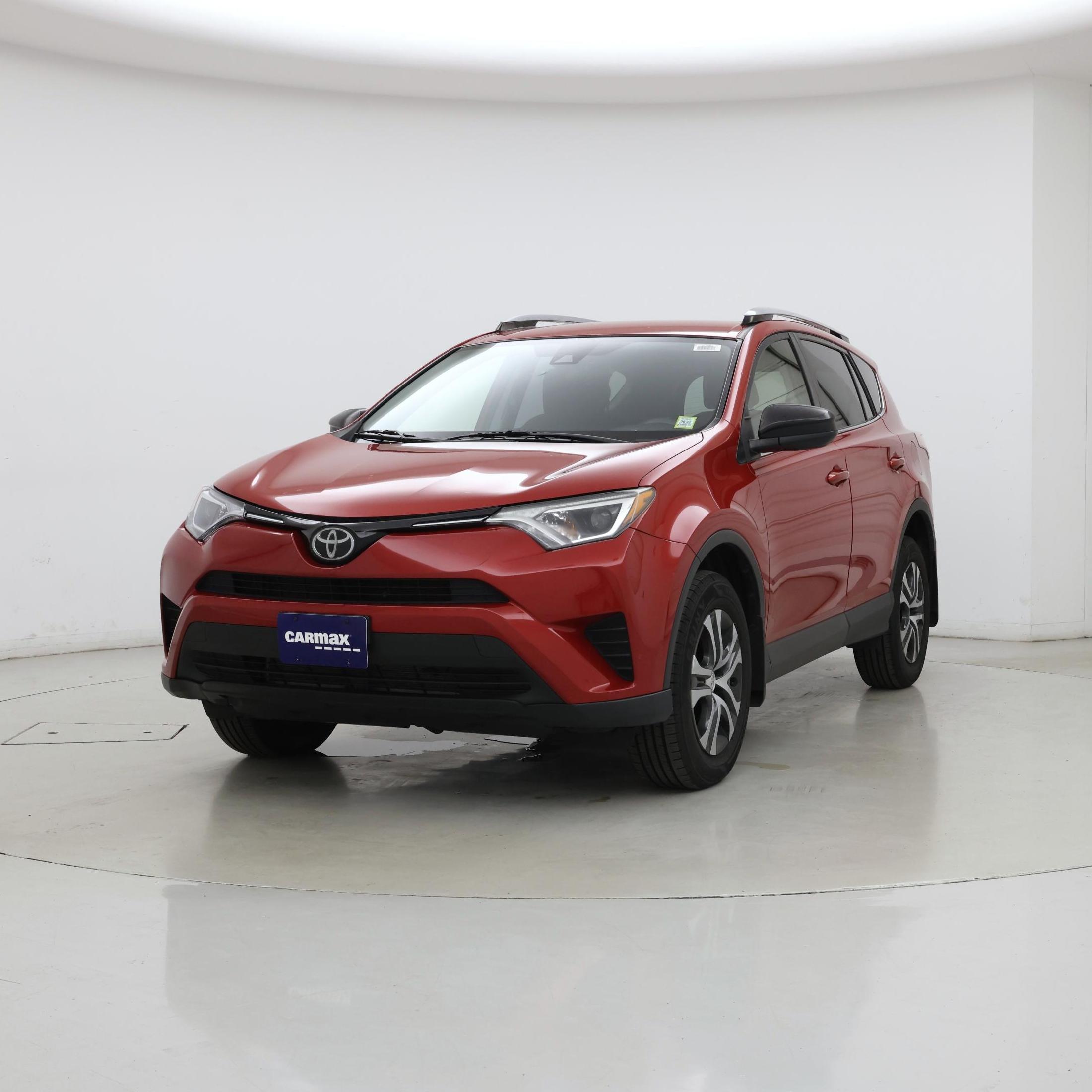 Thumbnail: 2017 Toyota RAV4 - 4
