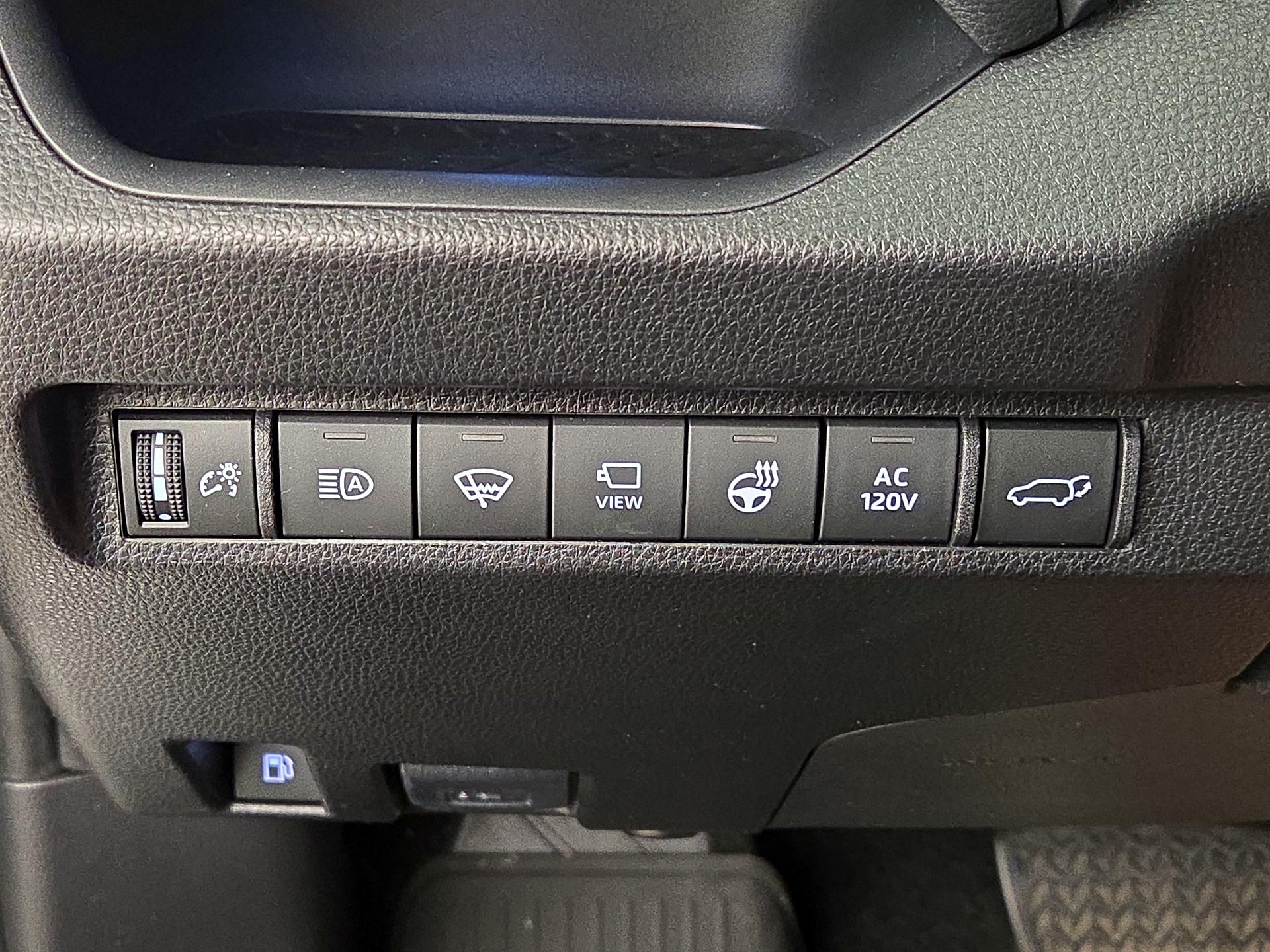 Thumbnail: 2021 Toyota RAV4 - 13