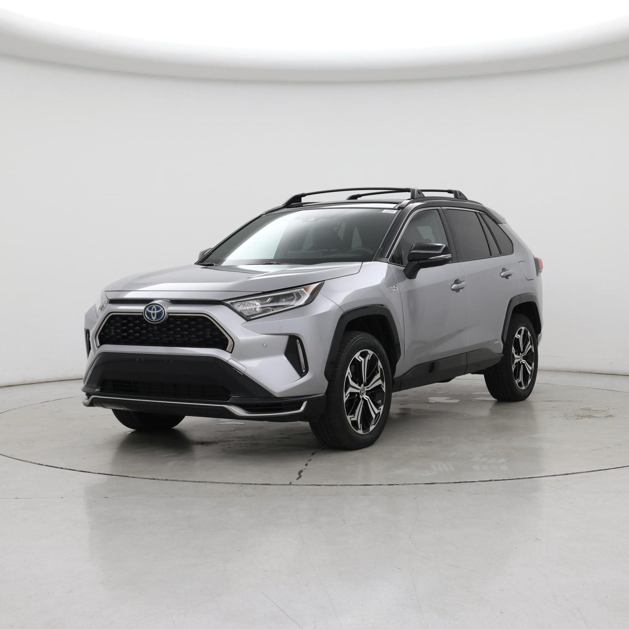Thumbnail: 2021 Toyota RAV4 - 4