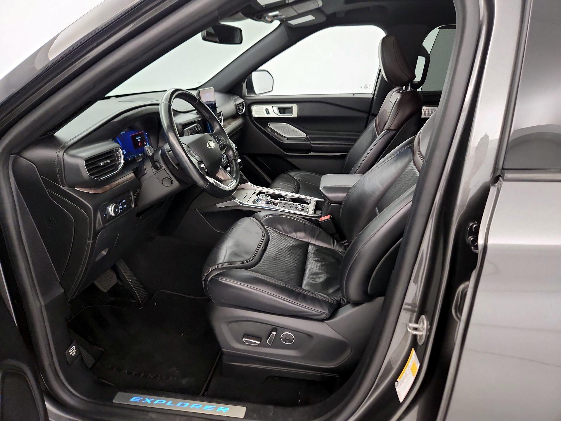 Thumbnail: 2020 Ford Explorer - 11