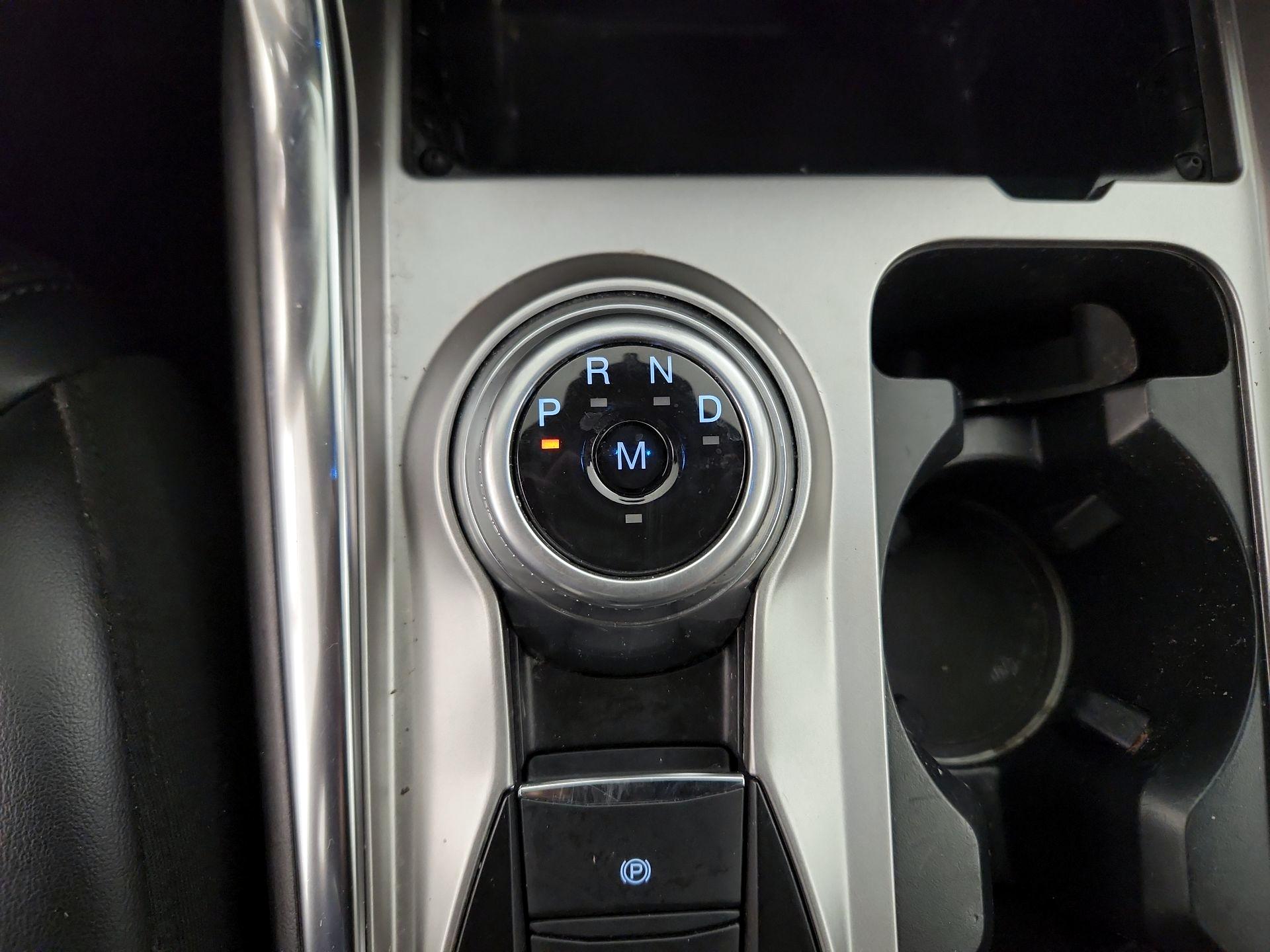 Thumbnail: 2020 Ford Explorer - 18