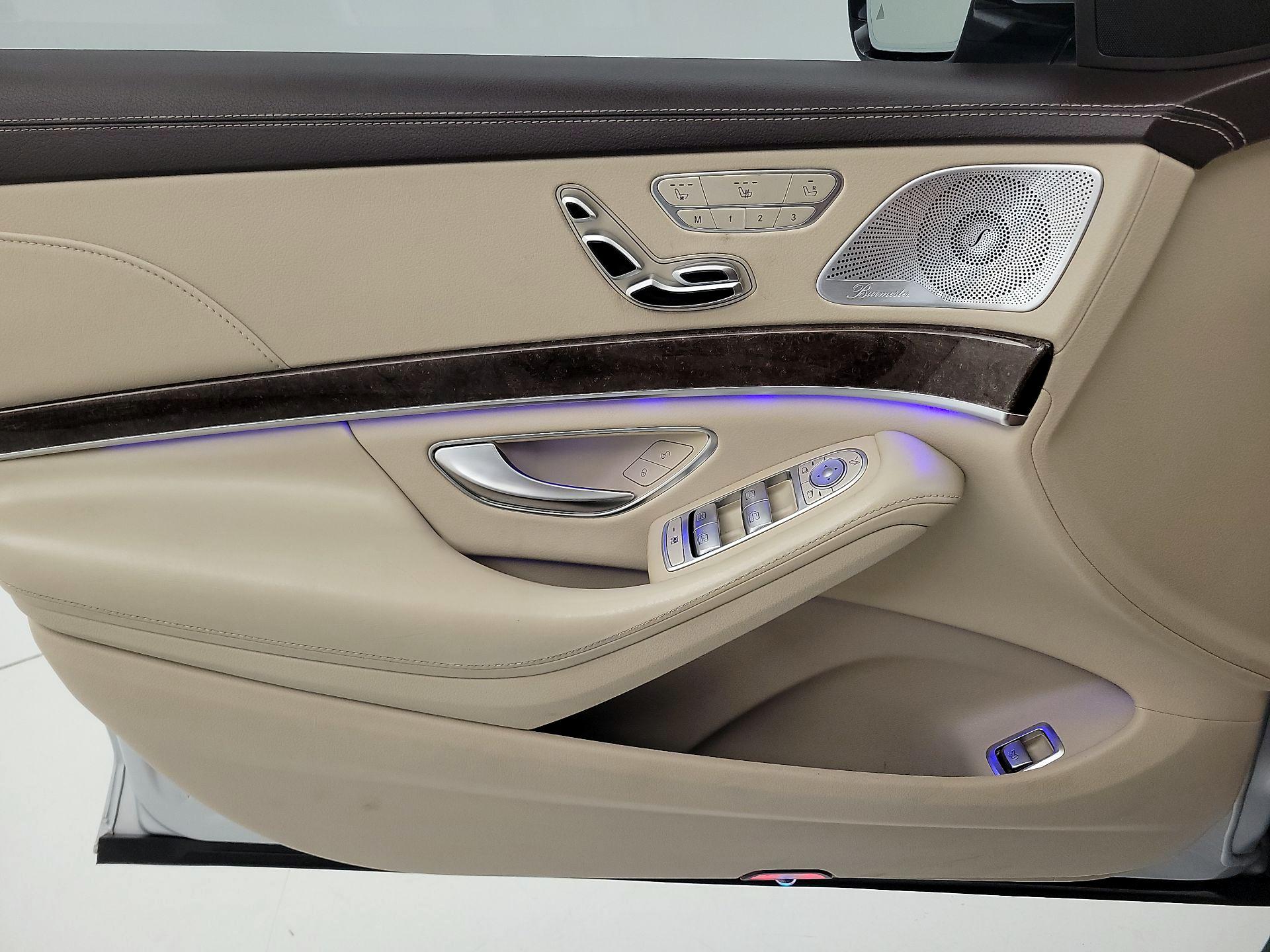 Thumbnail: 2020 Mercedes-Benz S-Class - 12