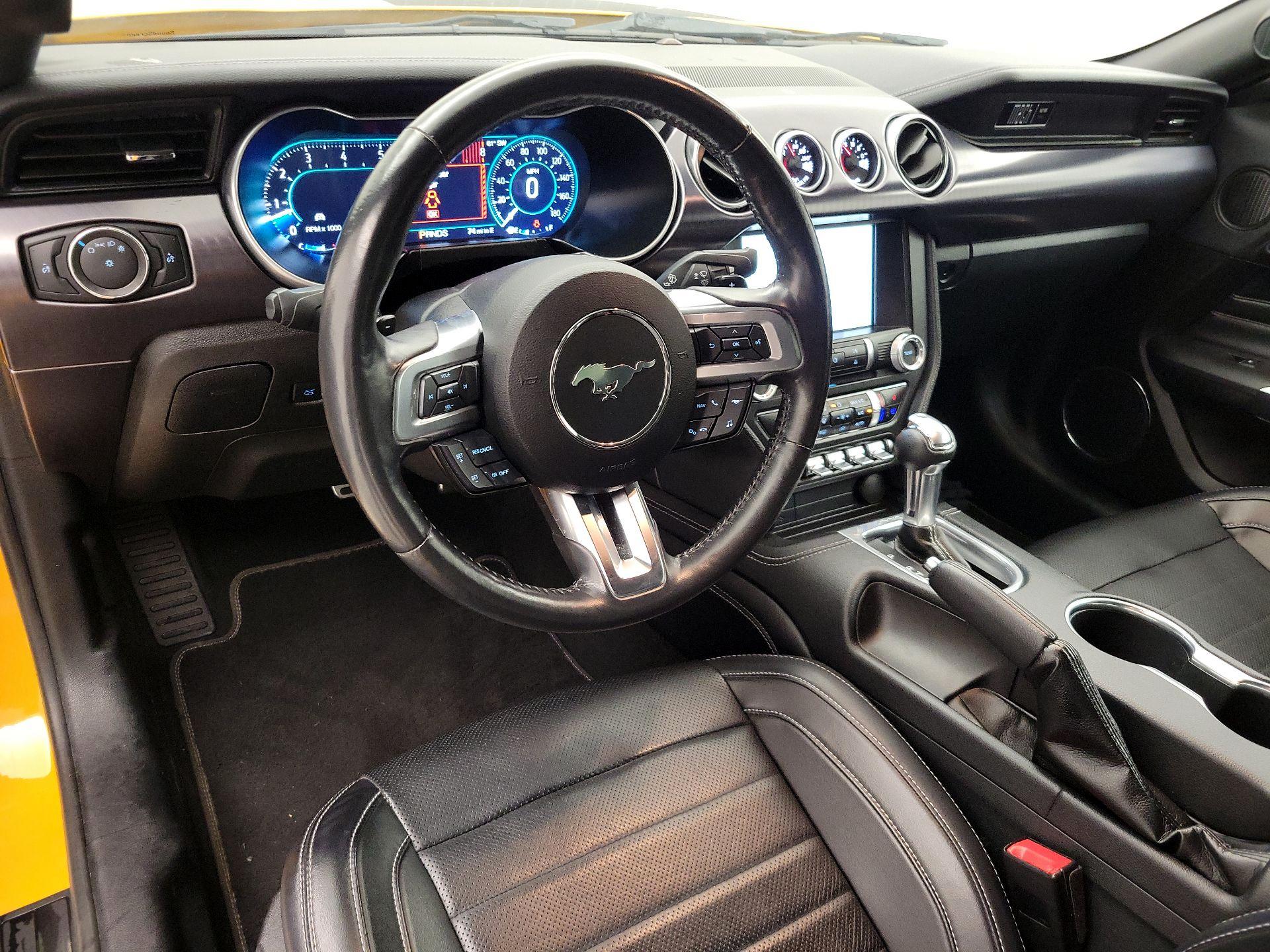 Thumbnail: 2022 Ford Mustang - 9