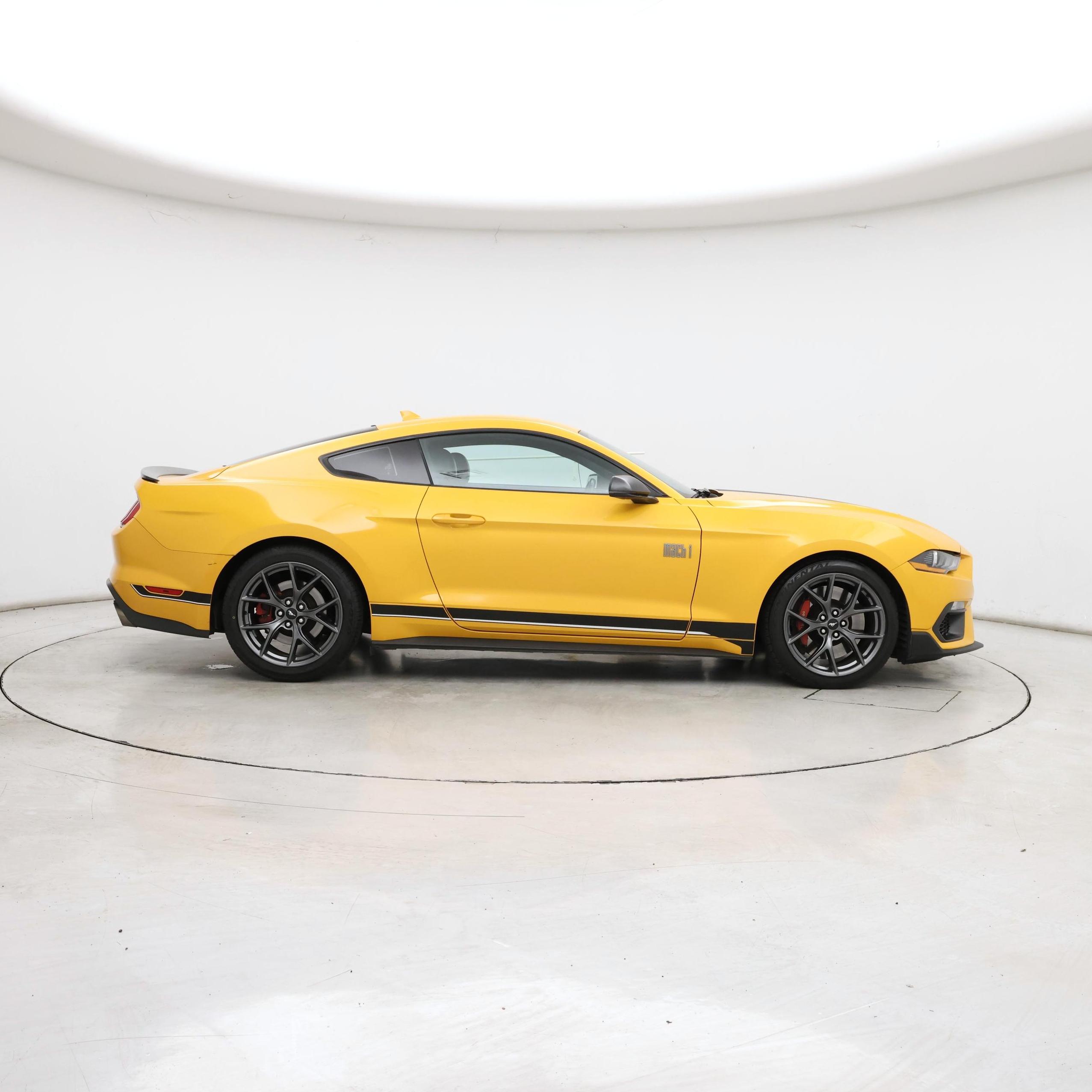 Thumbnail: 2022 Ford Mustang - 7