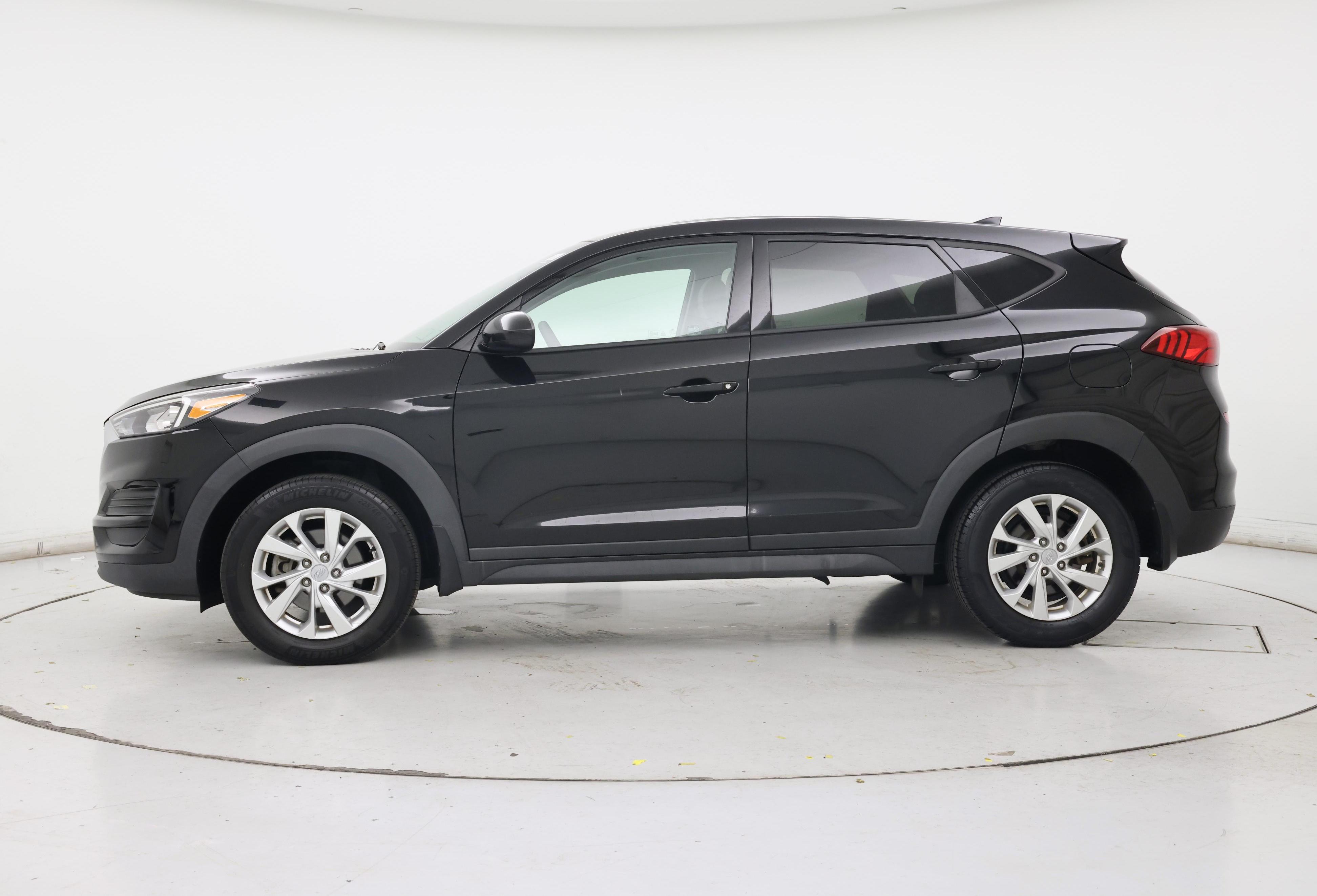 Thumbnail: 2021 Hyundai Tucson - 3