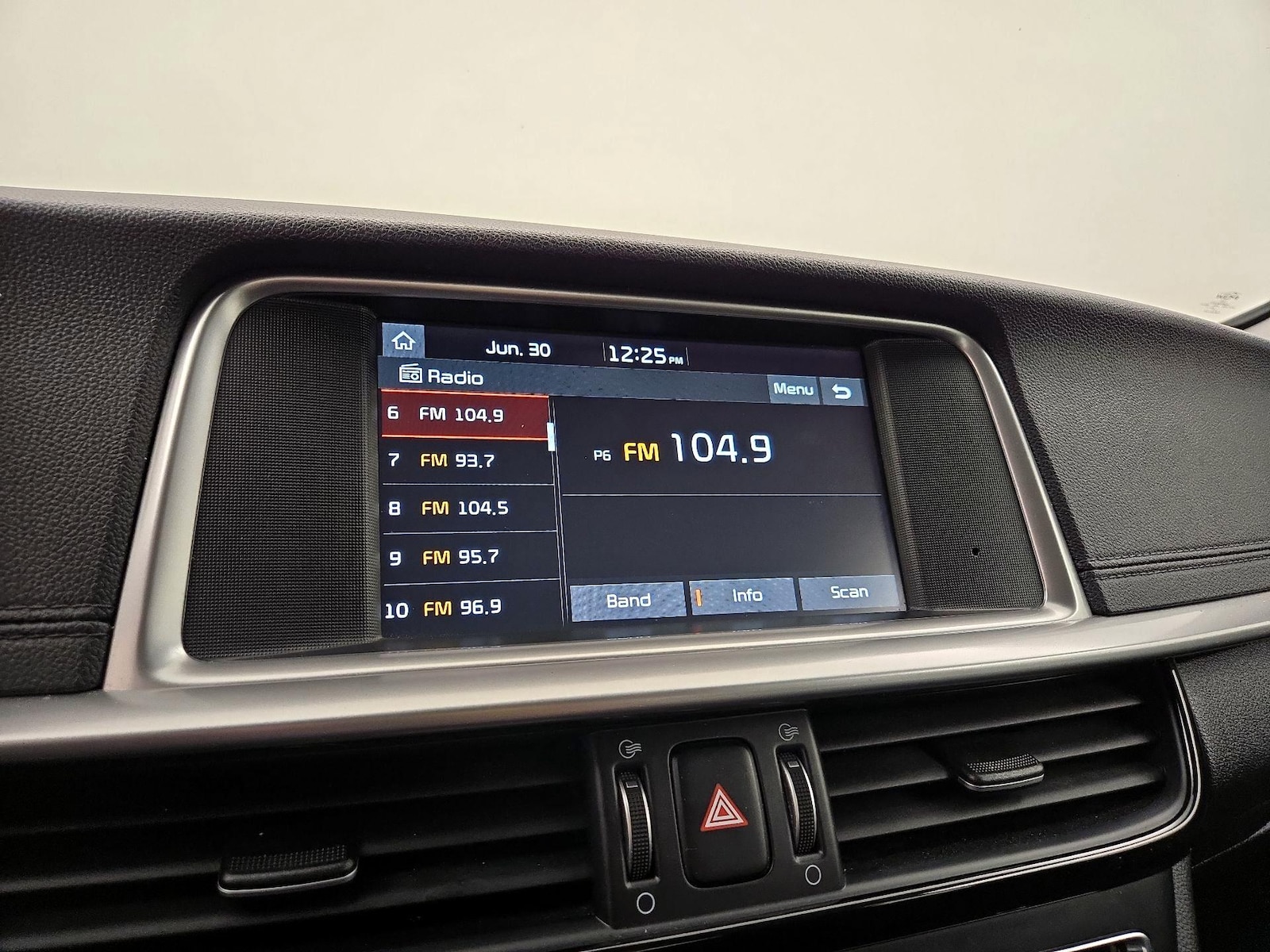 2020 Kia Optima LX - Photo 16