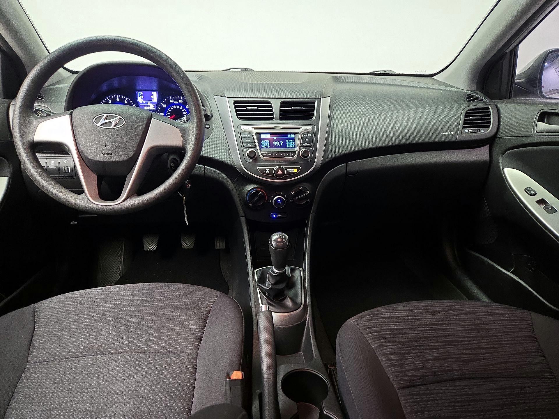 Thumbnail: 2016 Hyundai Accent - 9