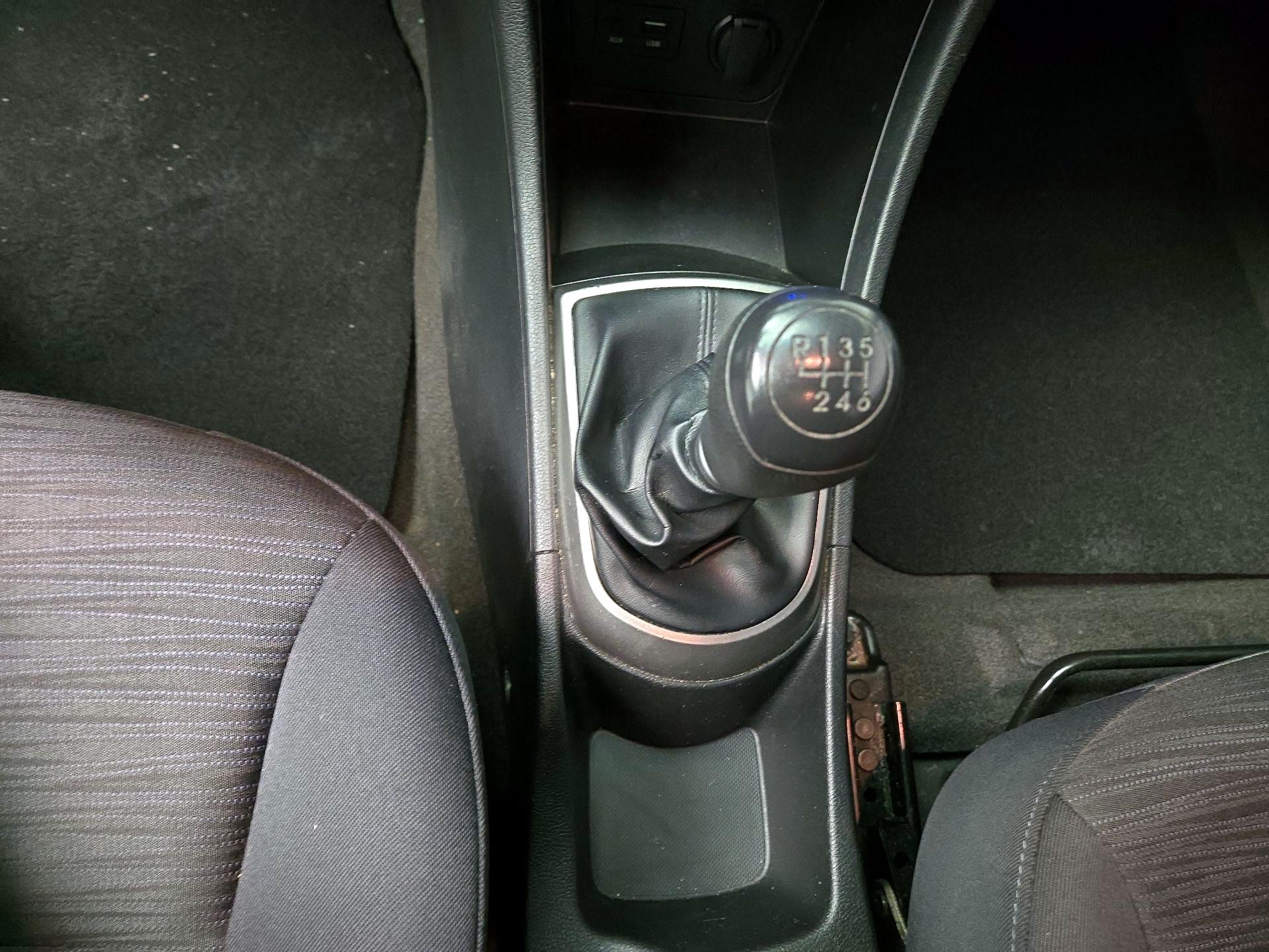 Thumbnail: 2016 Hyundai Accent - 16