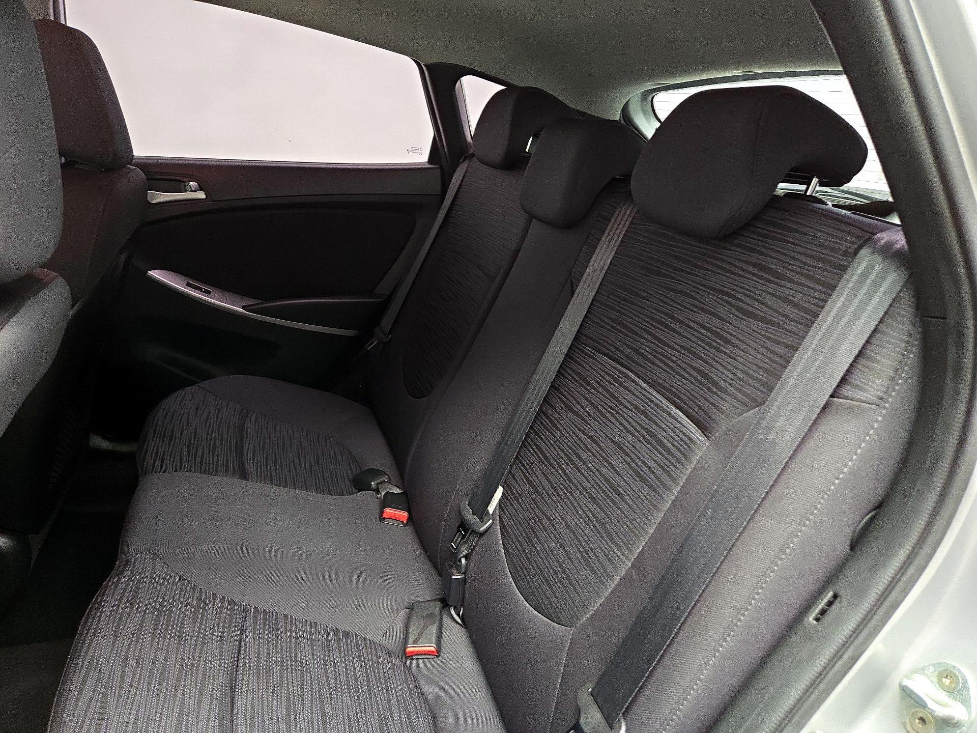 Thumbnail: 2016 Hyundai Accent - 18