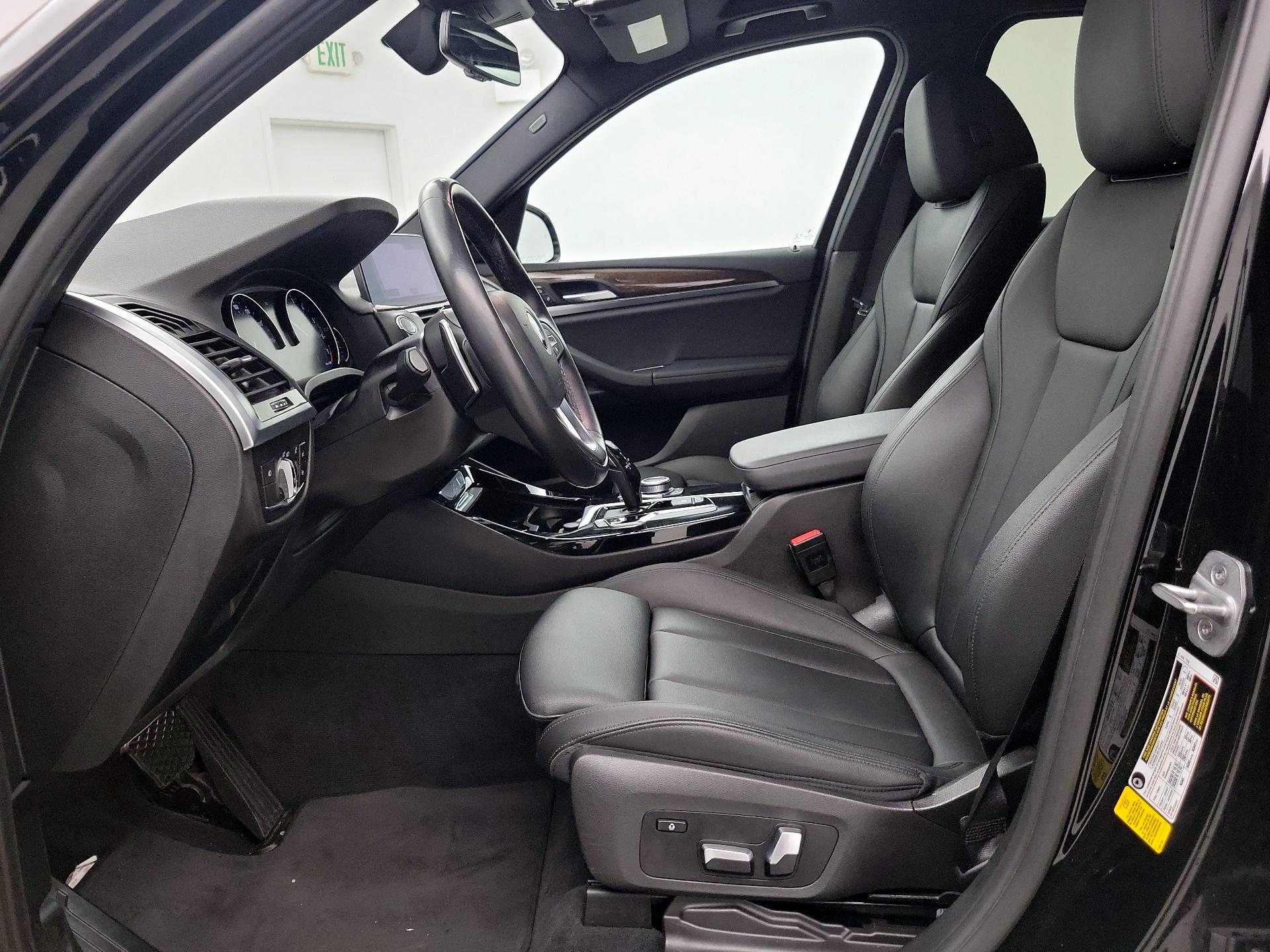 Thumbnail: 2021 BMW X3 - 11