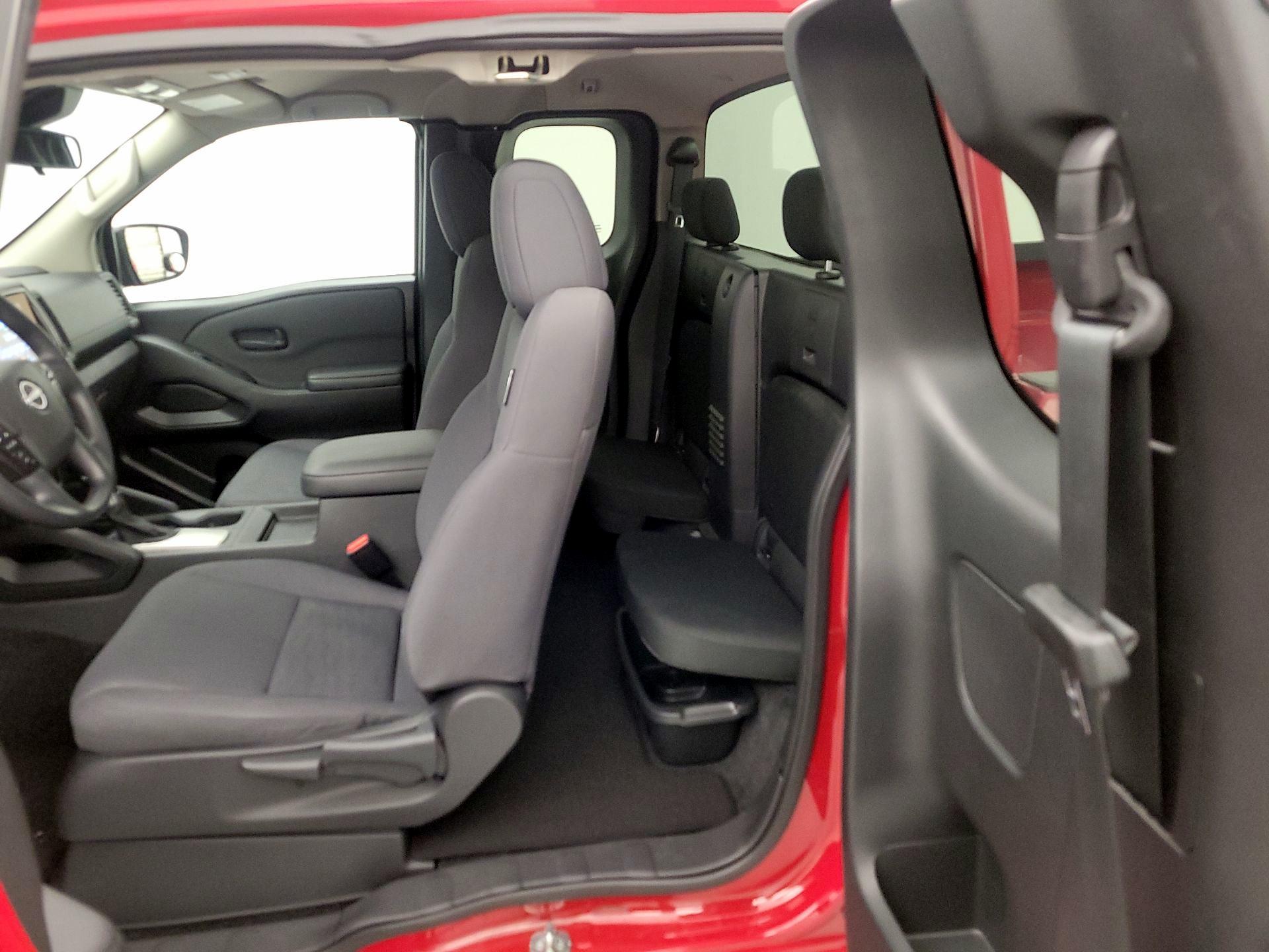 Thumbnail: 2023 Nissan Frontier - 19