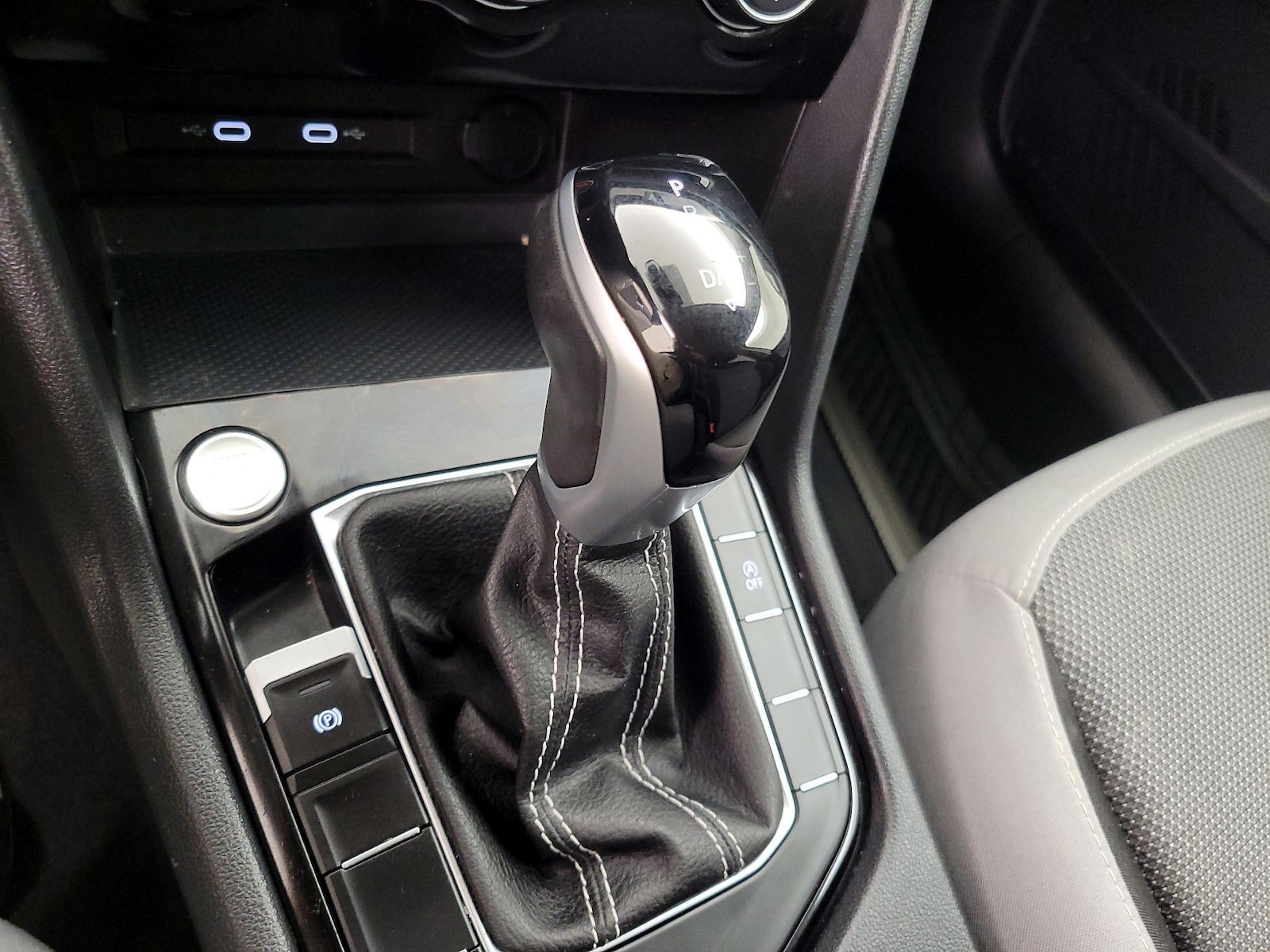 2024 Volkswagen Taos S - Photo 18