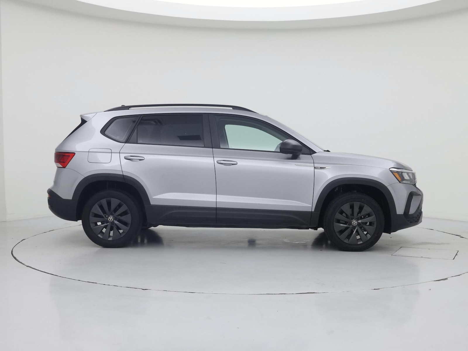 2024 Volkswagen Taos S - Photo 8