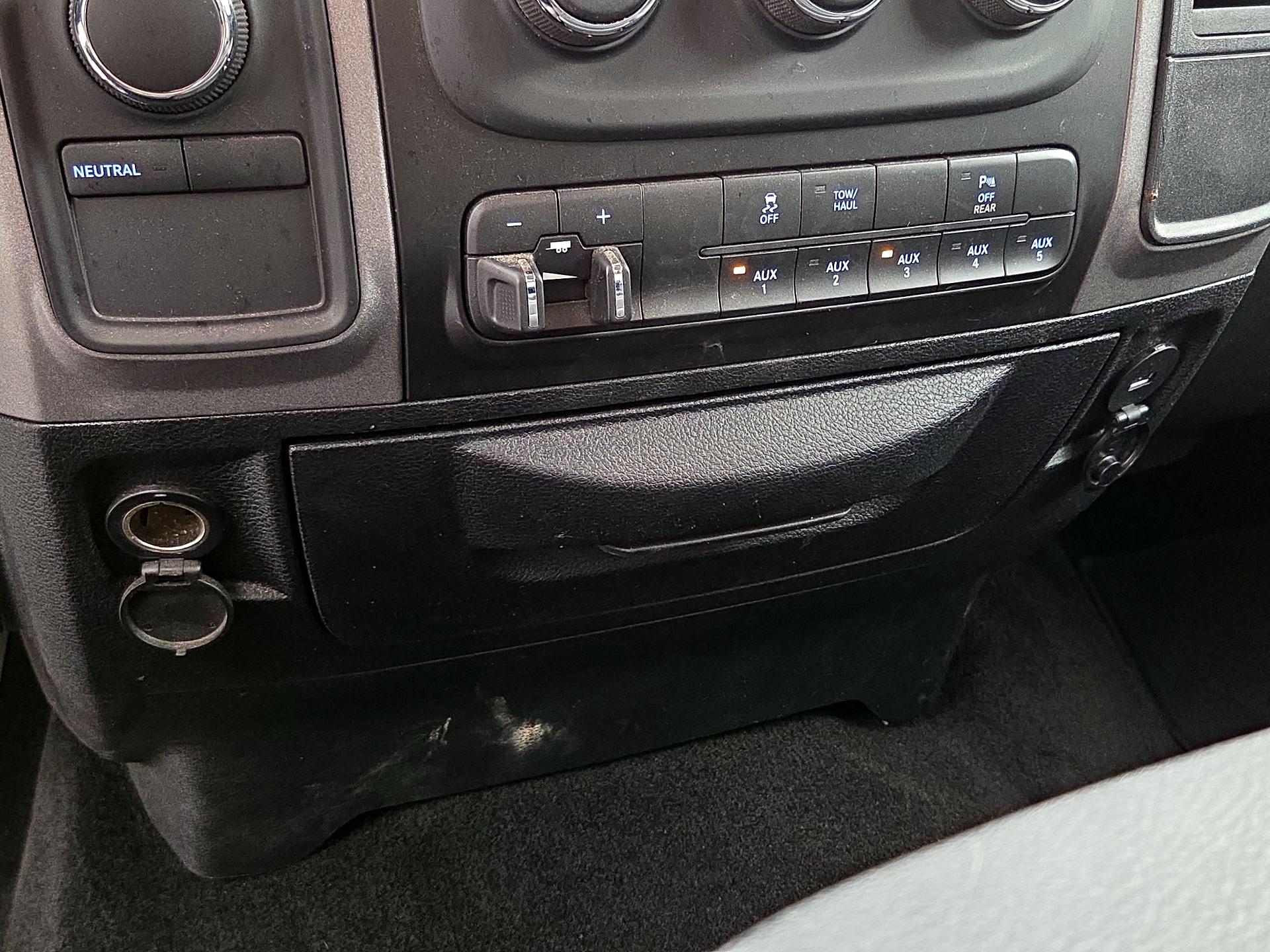 Thumbnail: 2016 RAM 3500 - 18