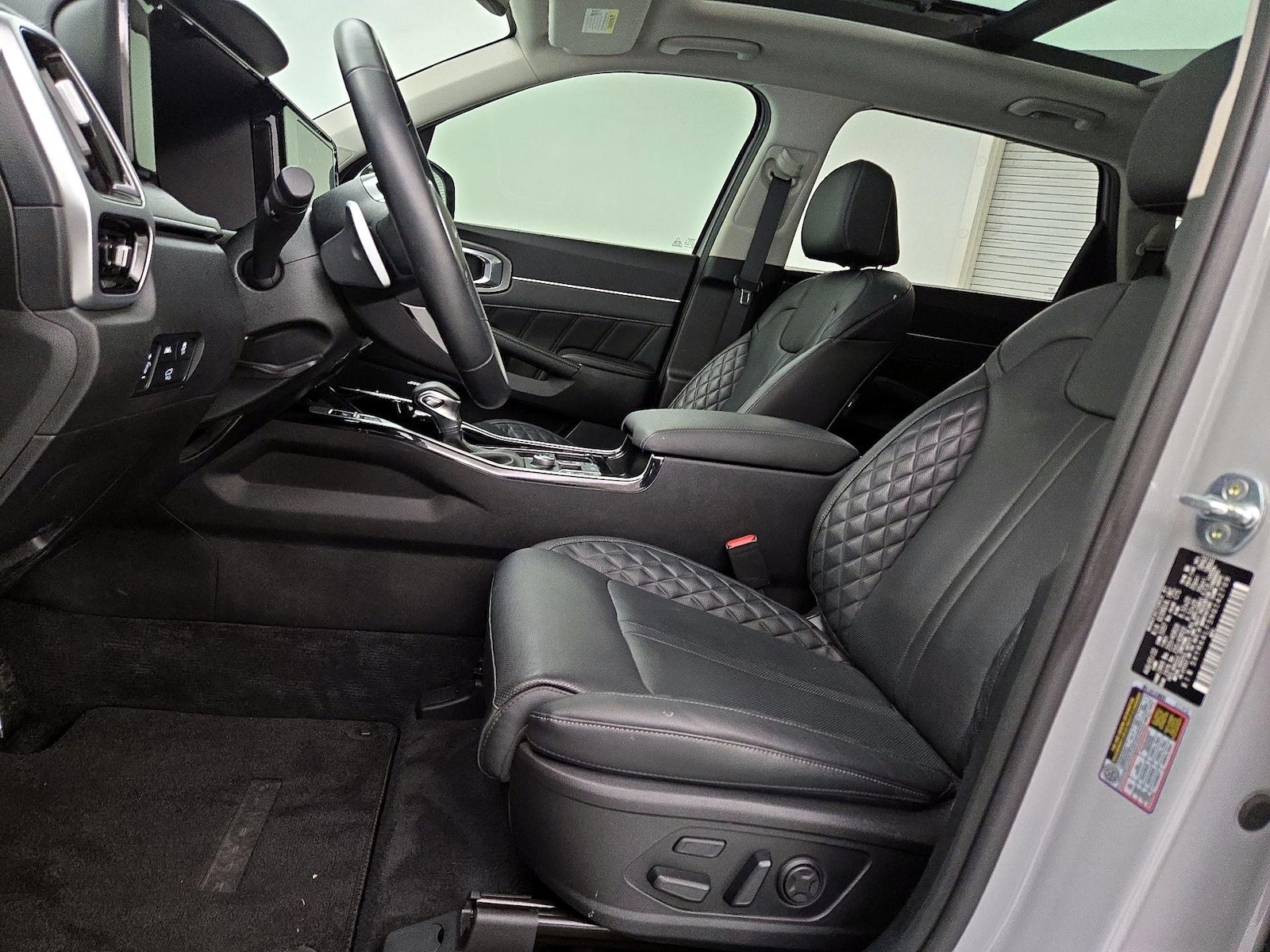 2022 Kia Sorento SX - Photo 12