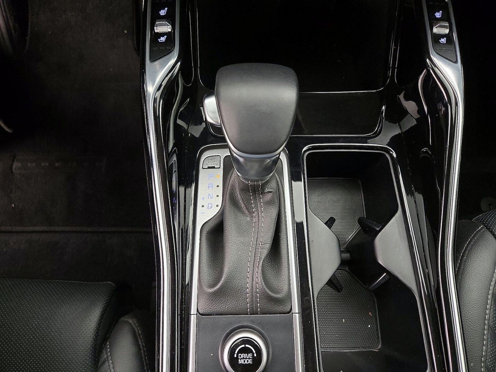 2022 Kia Sorento SX - Photo 19