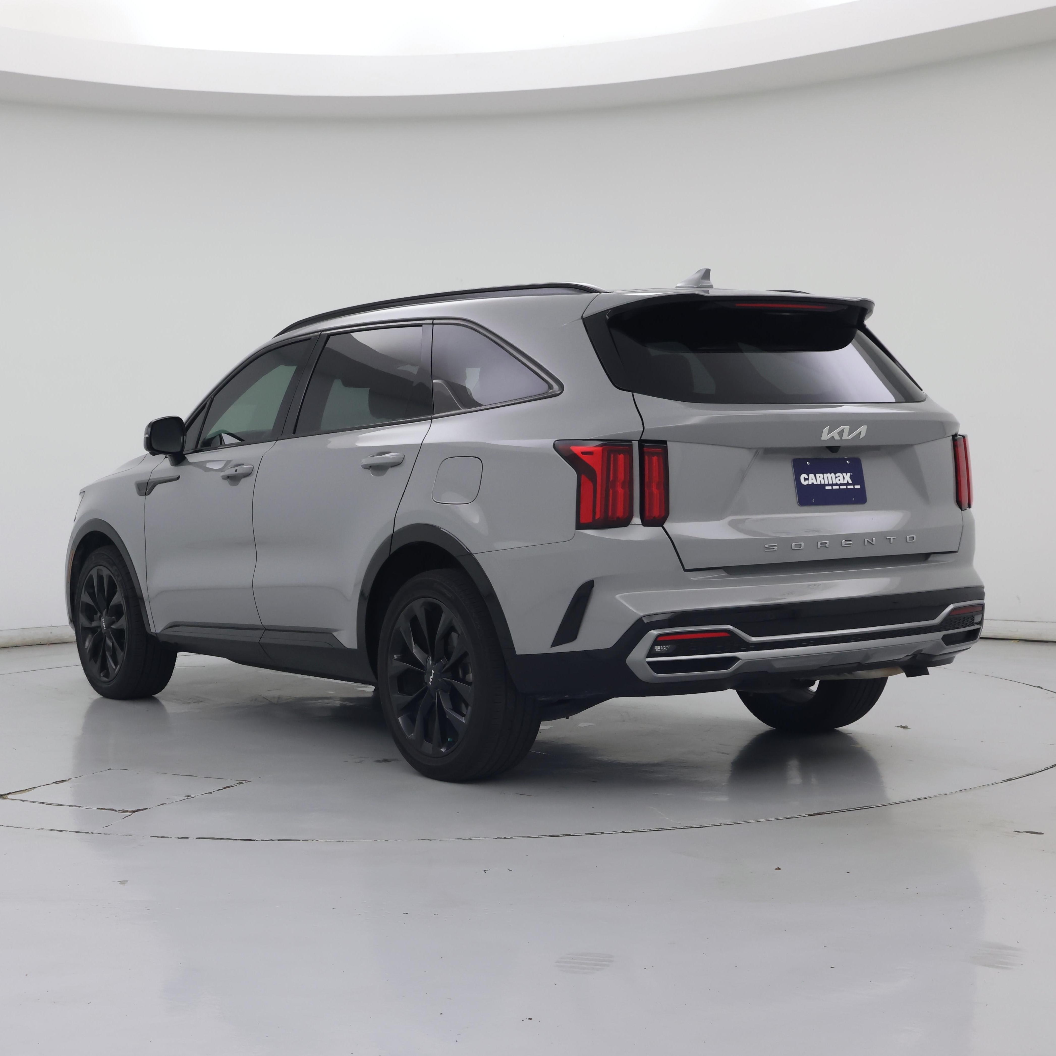 Thumbnail: 2022 Kia Sorento - 2