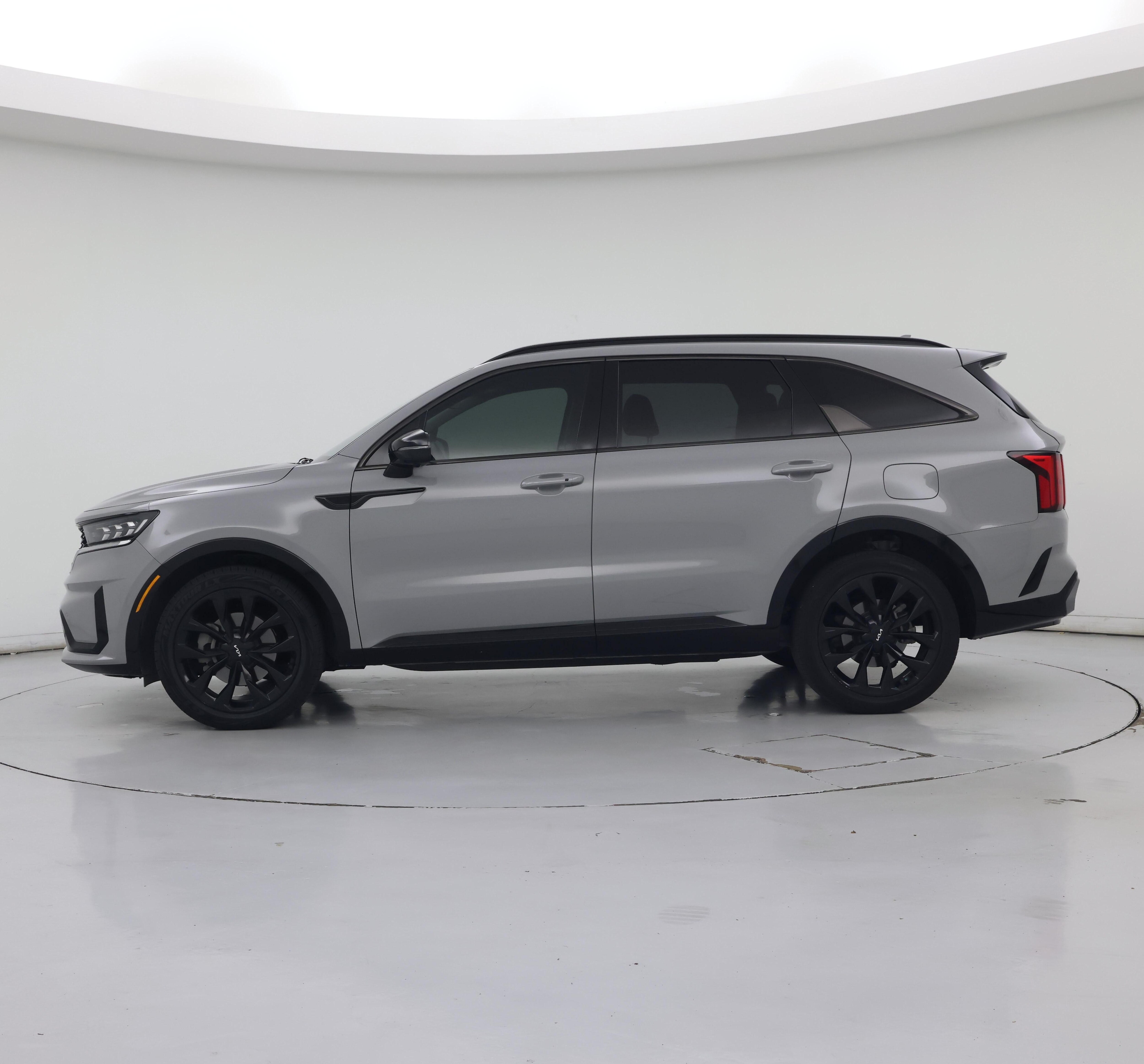 Thumbnail: 2022 Kia Sorento - 3