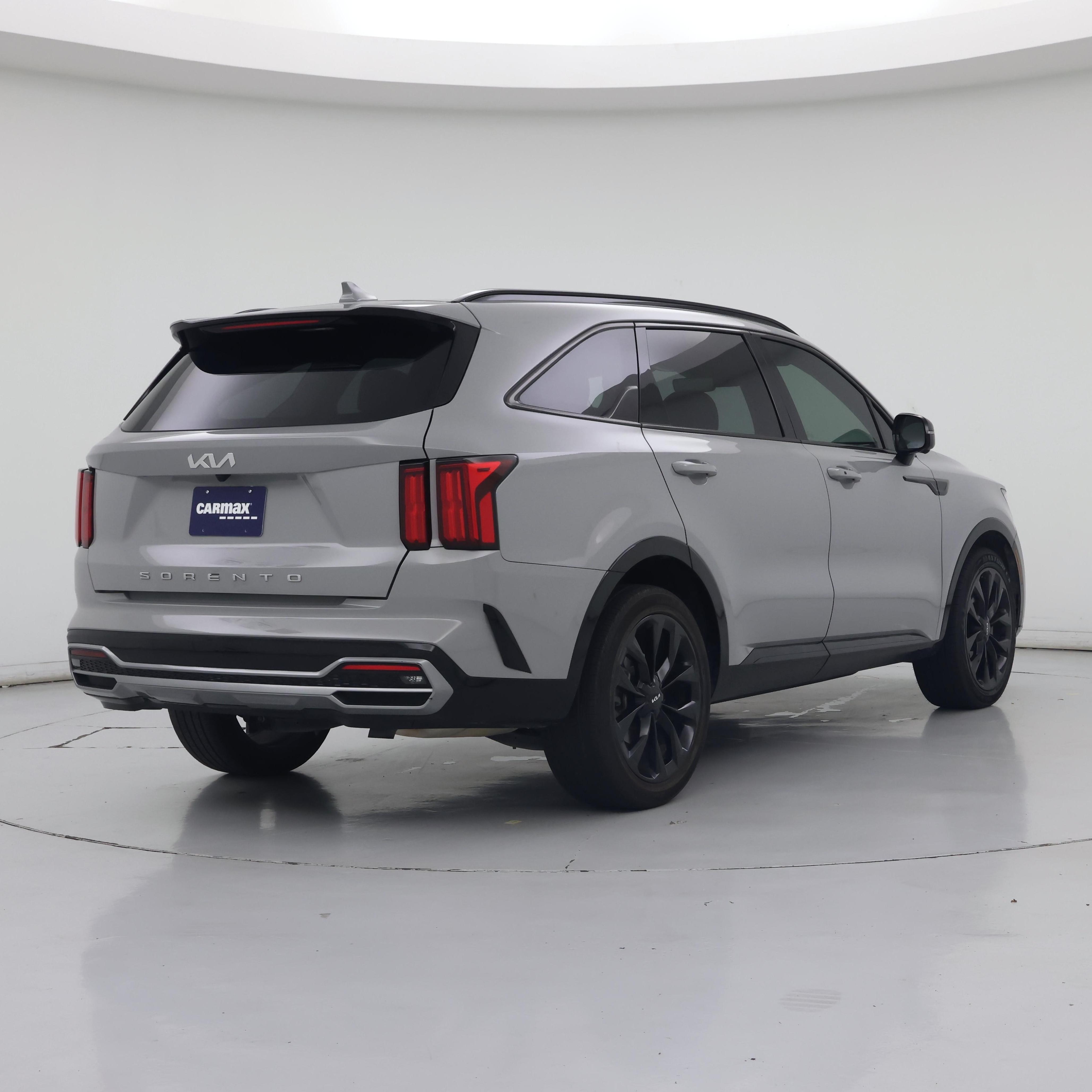 Thumbnail: 2022 Kia Sorento - 8