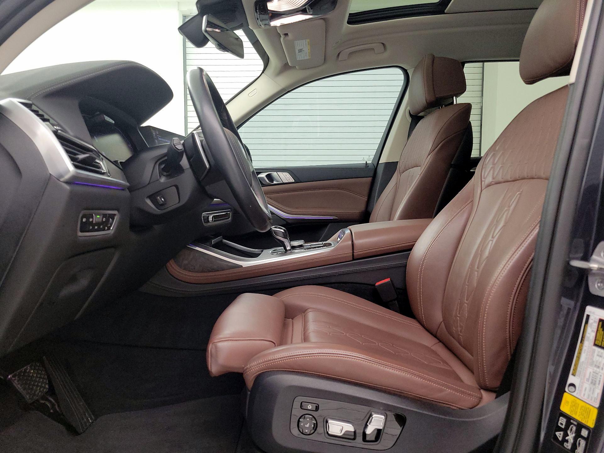 Thumbnail: 2021 BMW X7 - 11