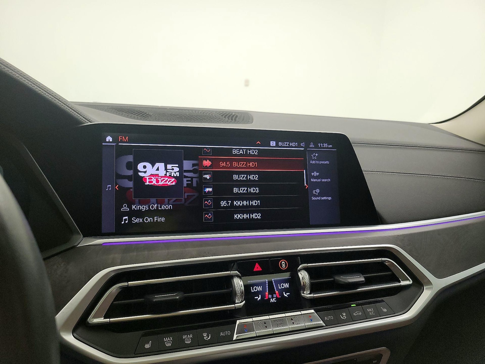 2021 BMW X7 40i - Photo 17