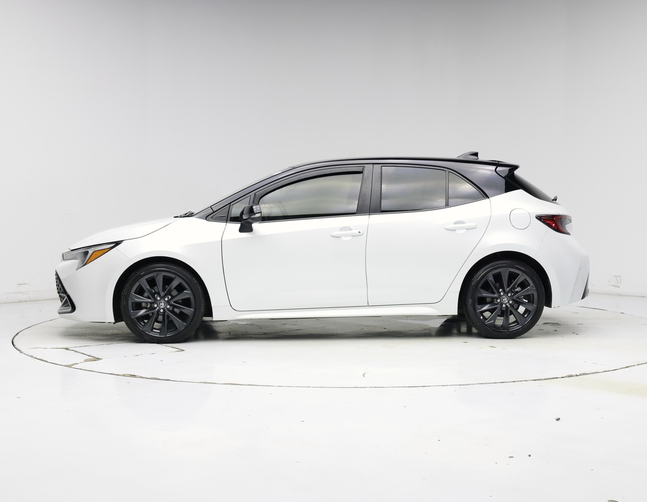 Thumbnail: 2024 Toyota Corolla - 3