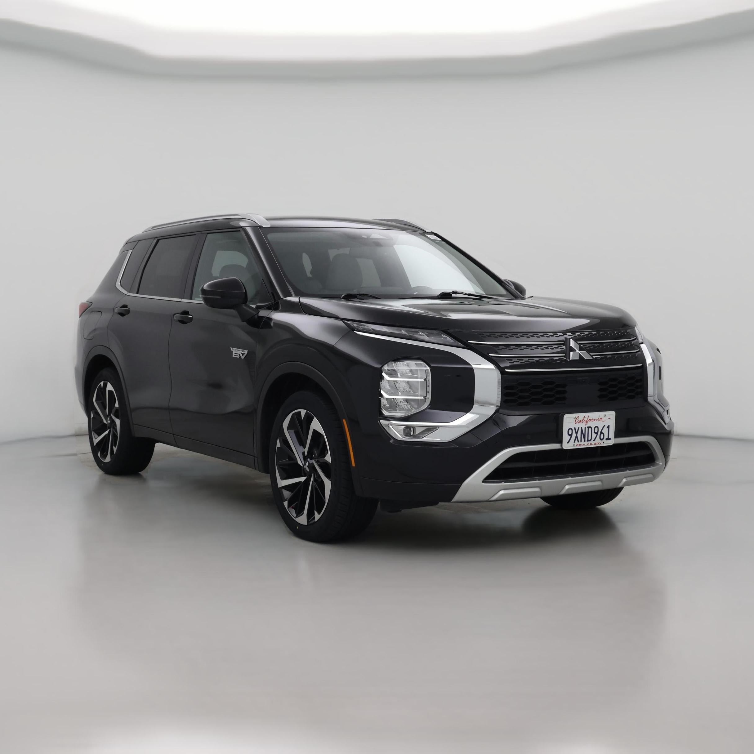 Thumbnail: 2024 Mitsubishi Outlander - 1