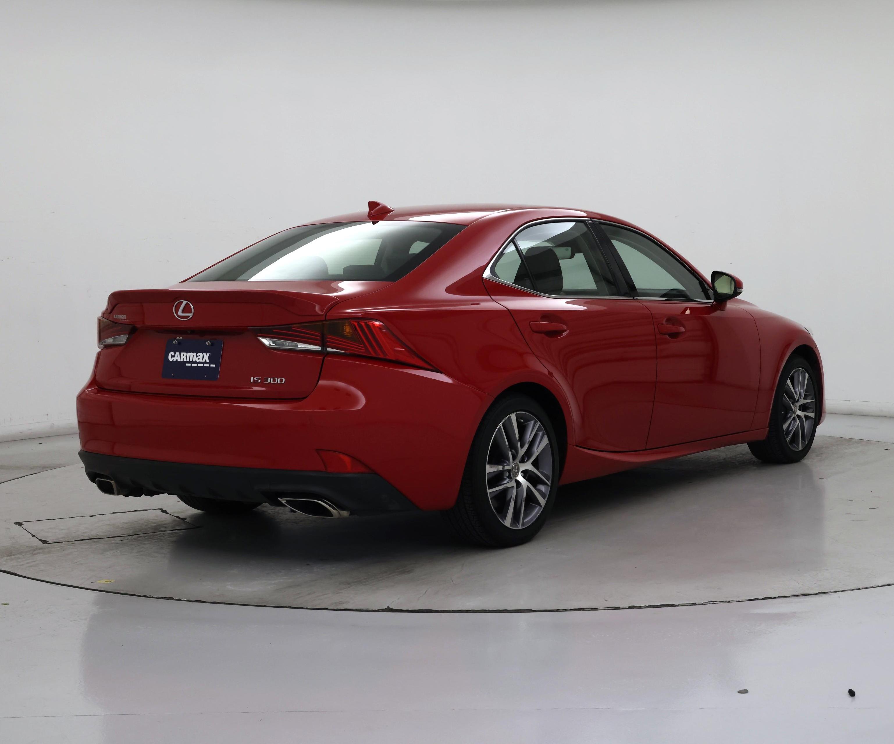Thumbnail: 2018 Lexus IS - 8