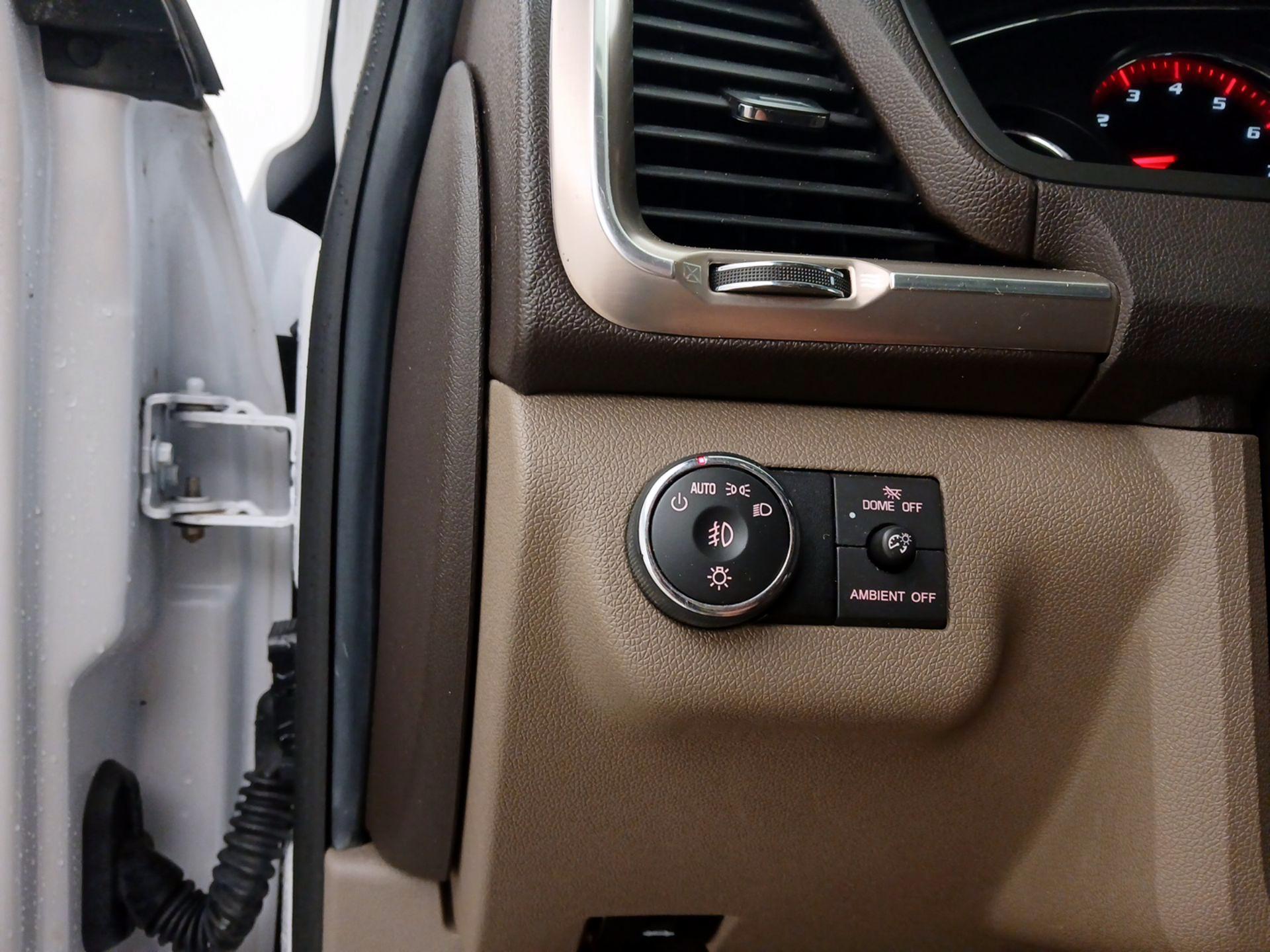 Thumbnail: 2016 GMC Acadia - 13