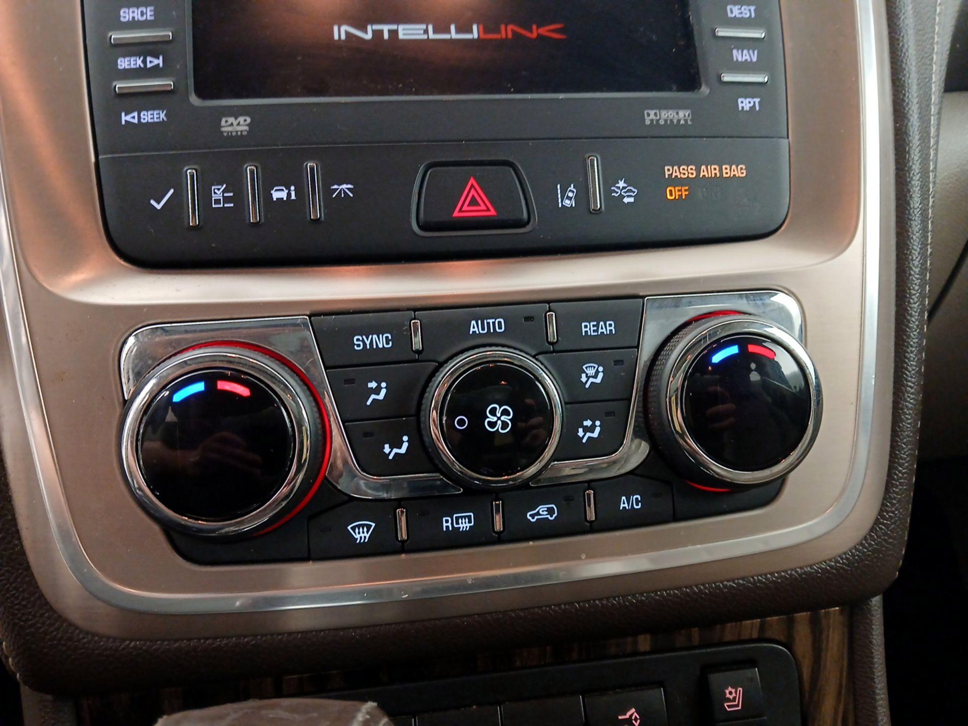 Thumbnail: 2016 GMC Acadia - 16