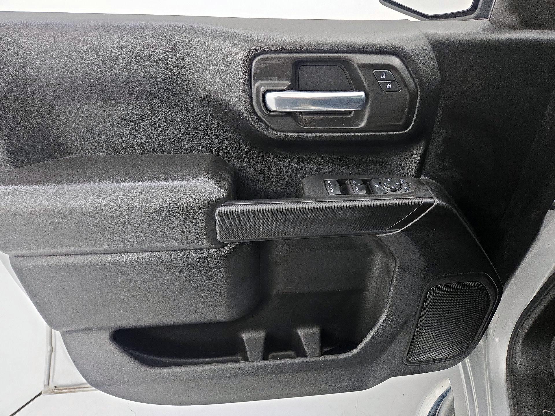 Thumbnail: 2021 Chevrolet Silverado 1500 - 12