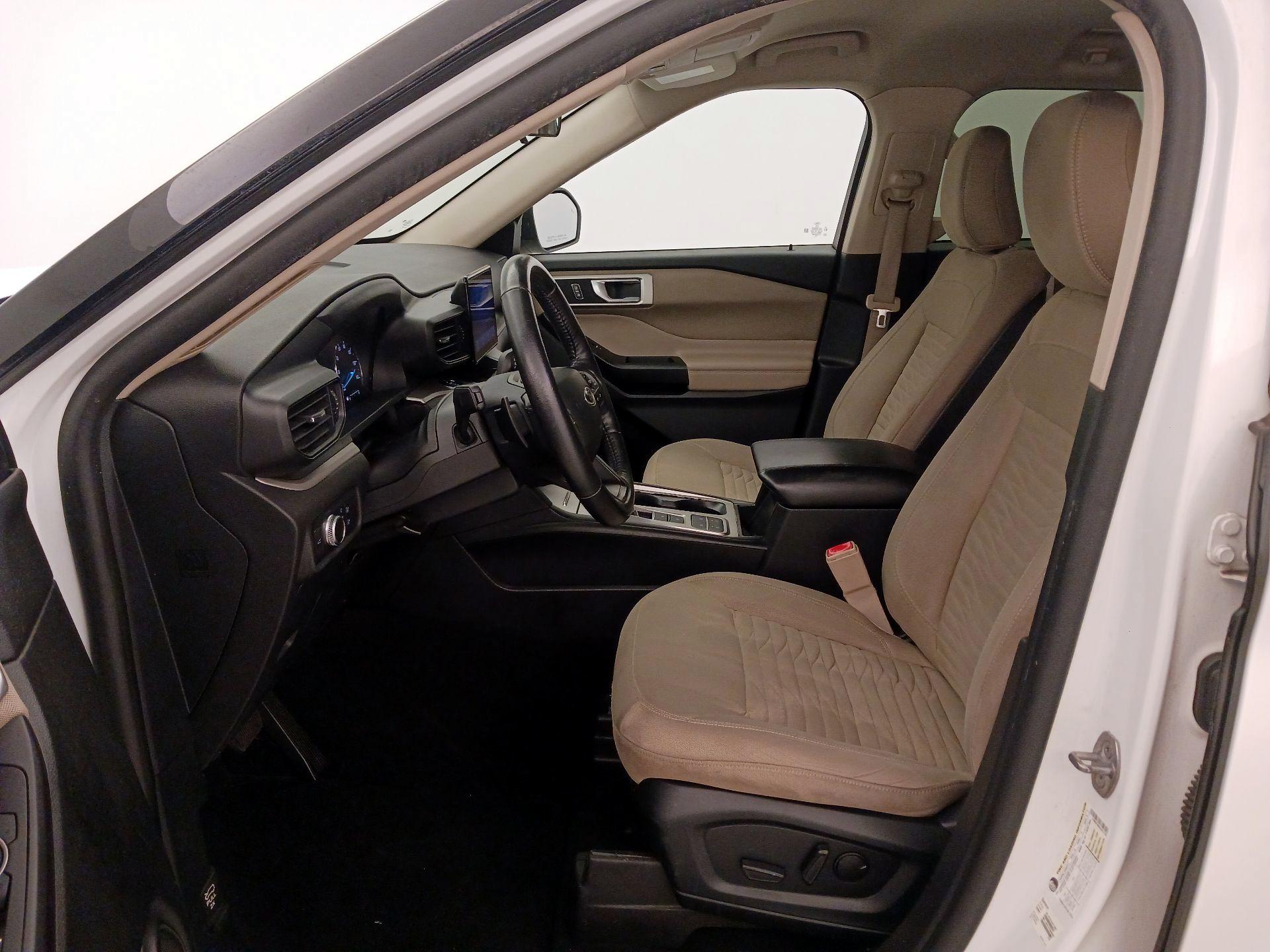 Thumbnail: 2020 Ford Explorer - 11
