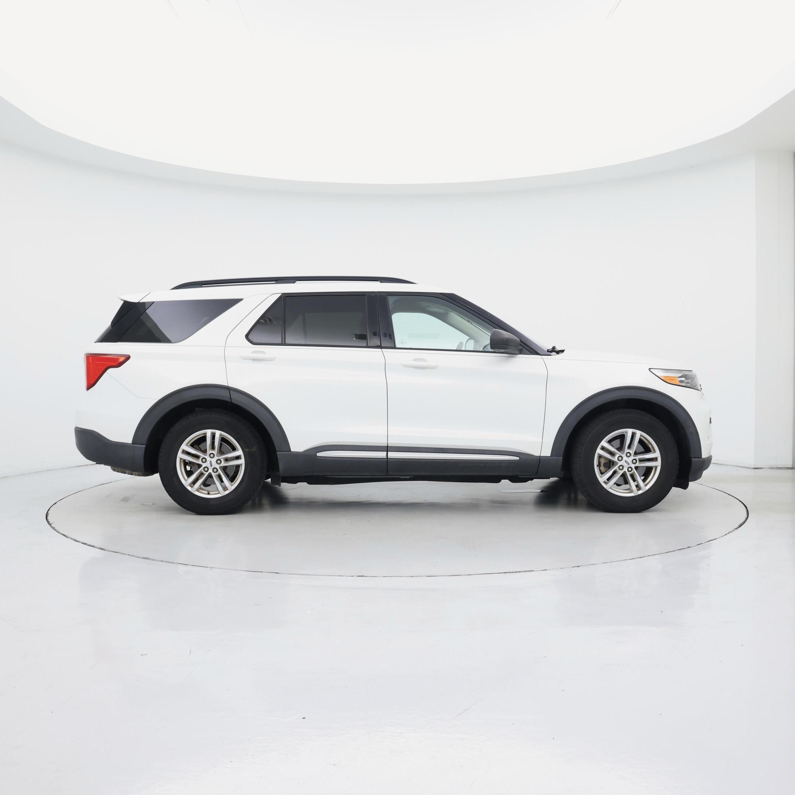 Thumbnail: 2020 Ford Explorer - 7