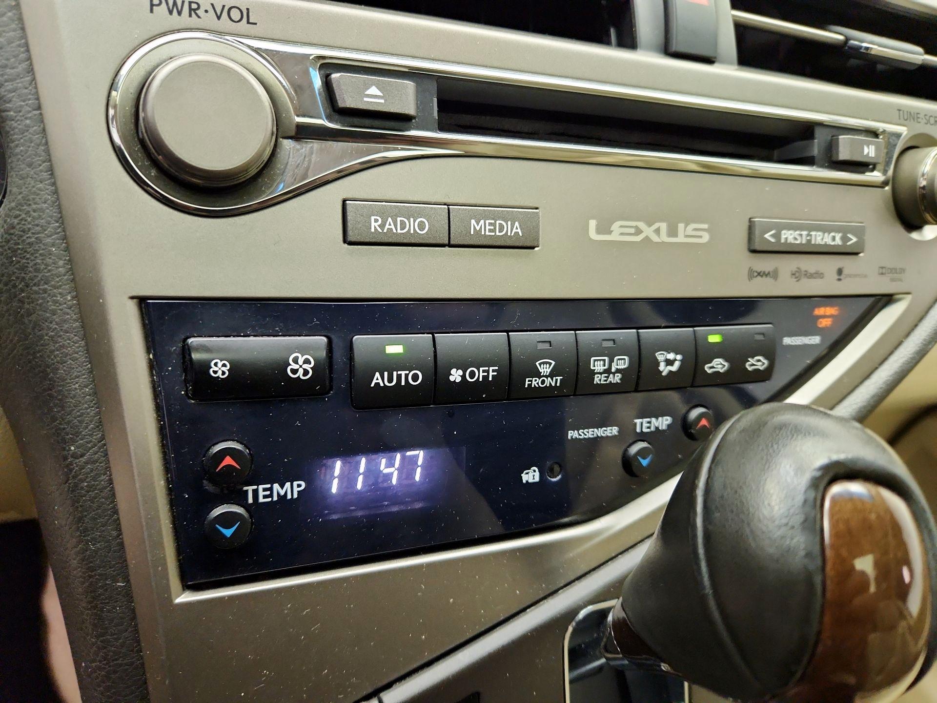 Thumbnail: 2015 Lexus RX - 17