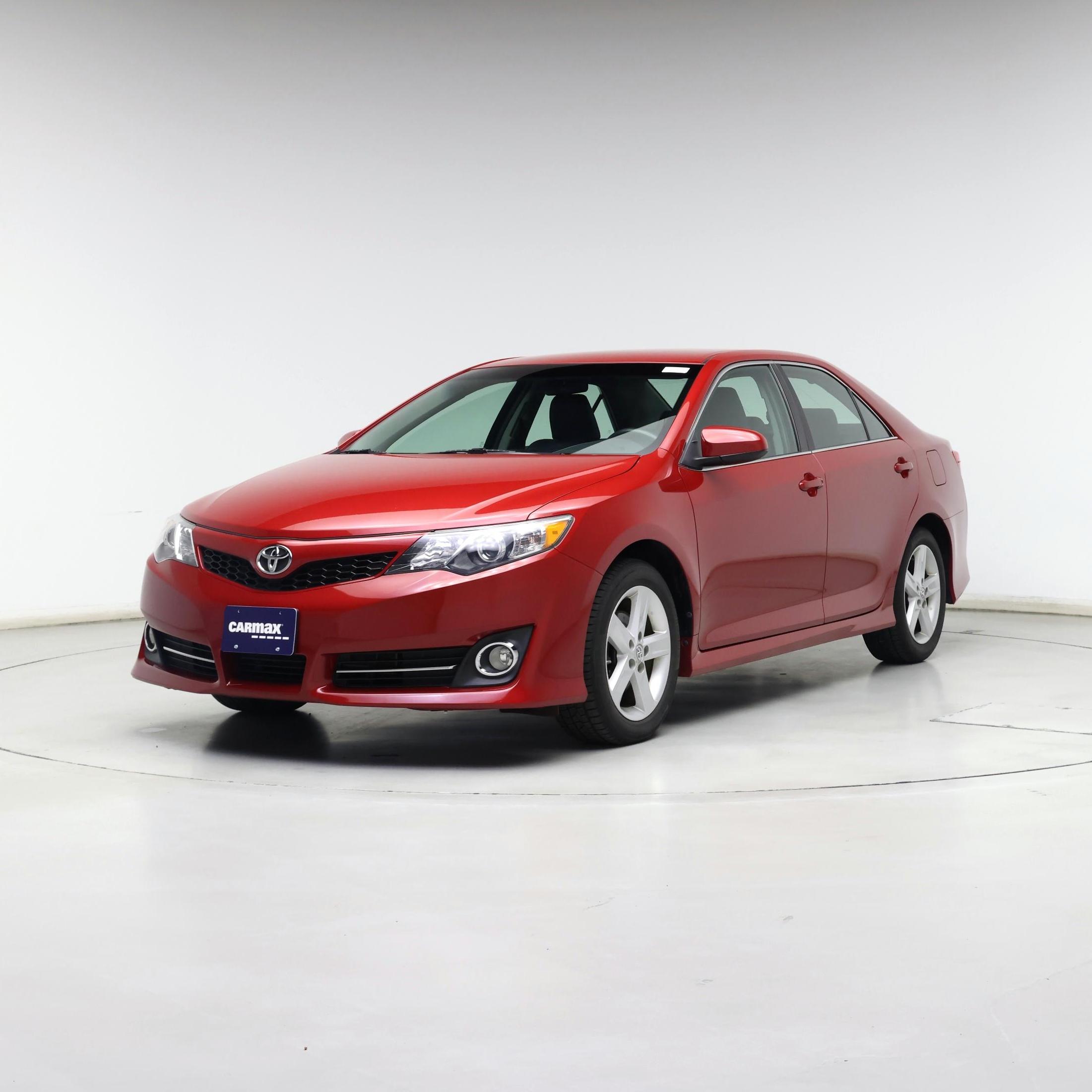 Thumbnail: 2014 Toyota Camry - 4