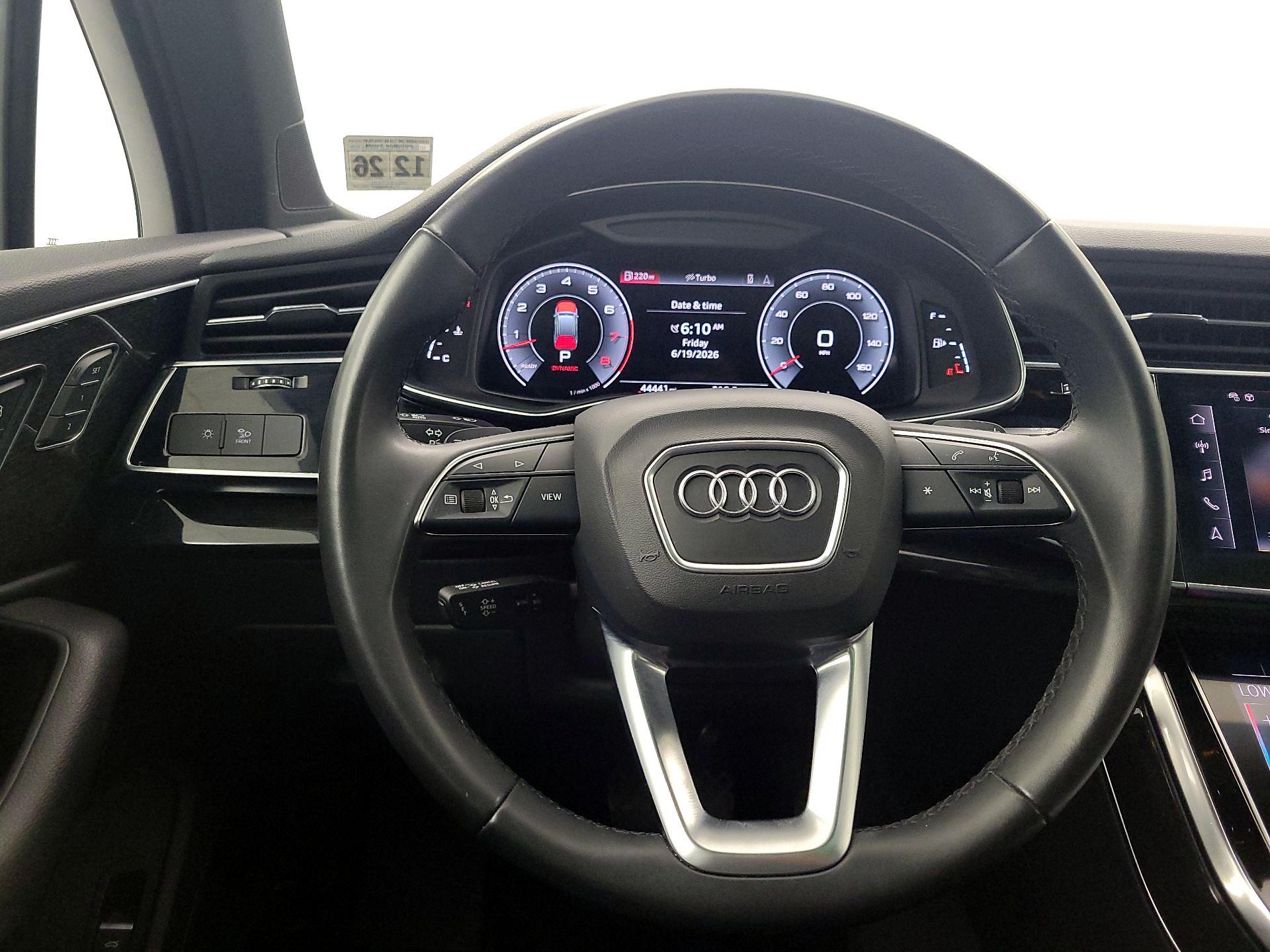 Thumbnail: 2022 Audi Q7 - 10