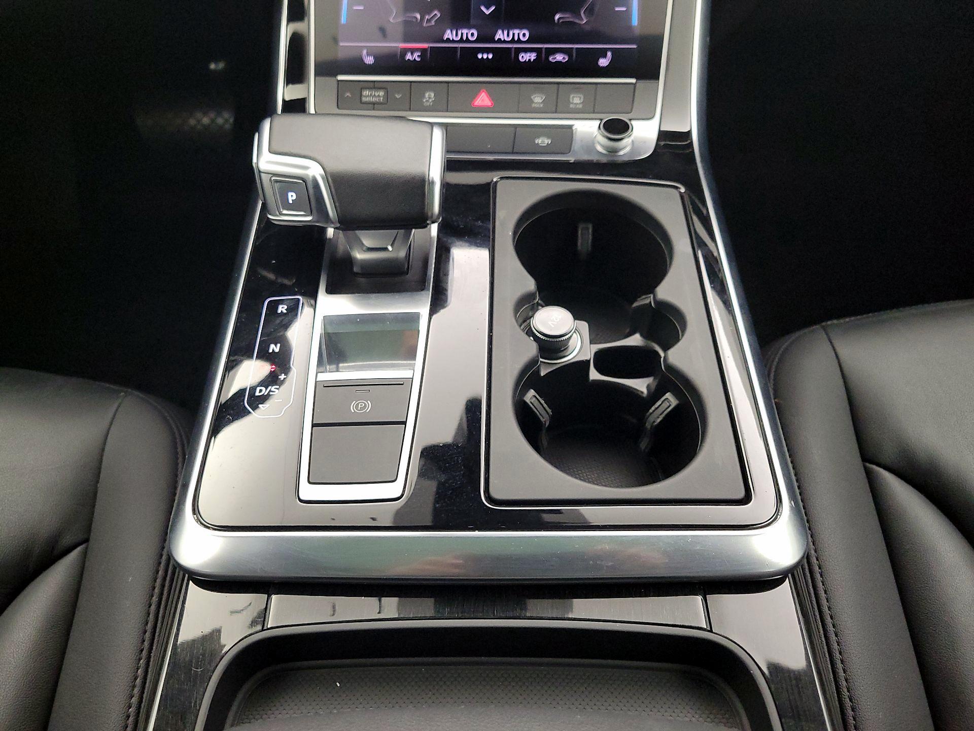 Thumbnail: 2022 Audi Q7 - 18