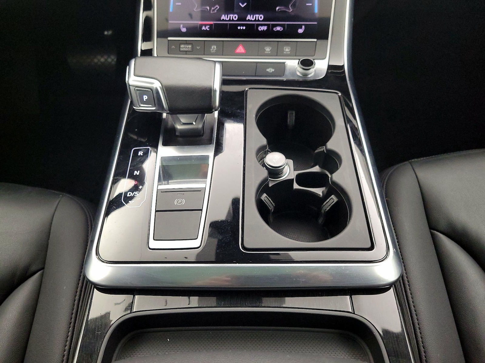 2022 Audi Q7 Premium Plus - Photo 19