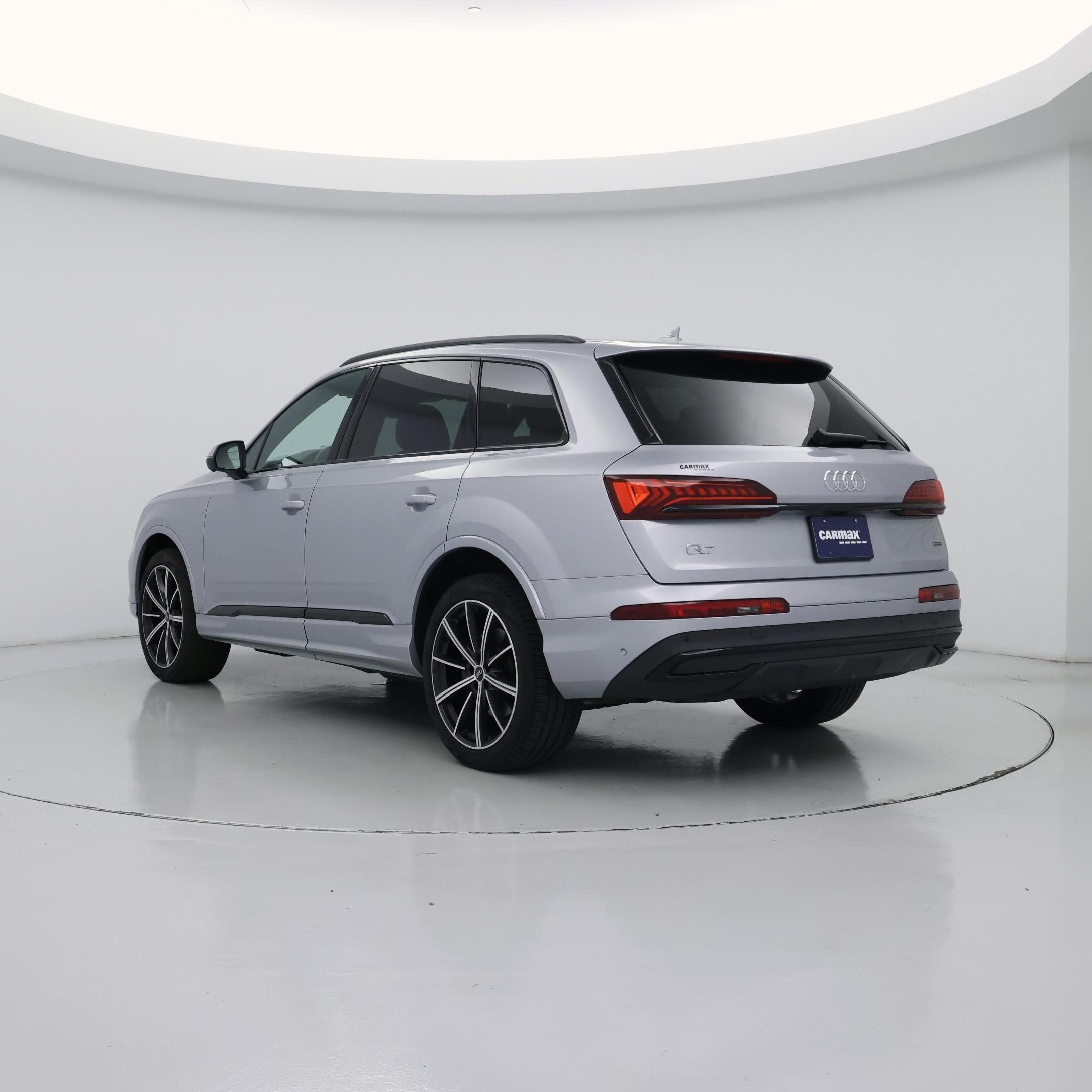 Thumbnail: 2022 Audi Q7 - 2