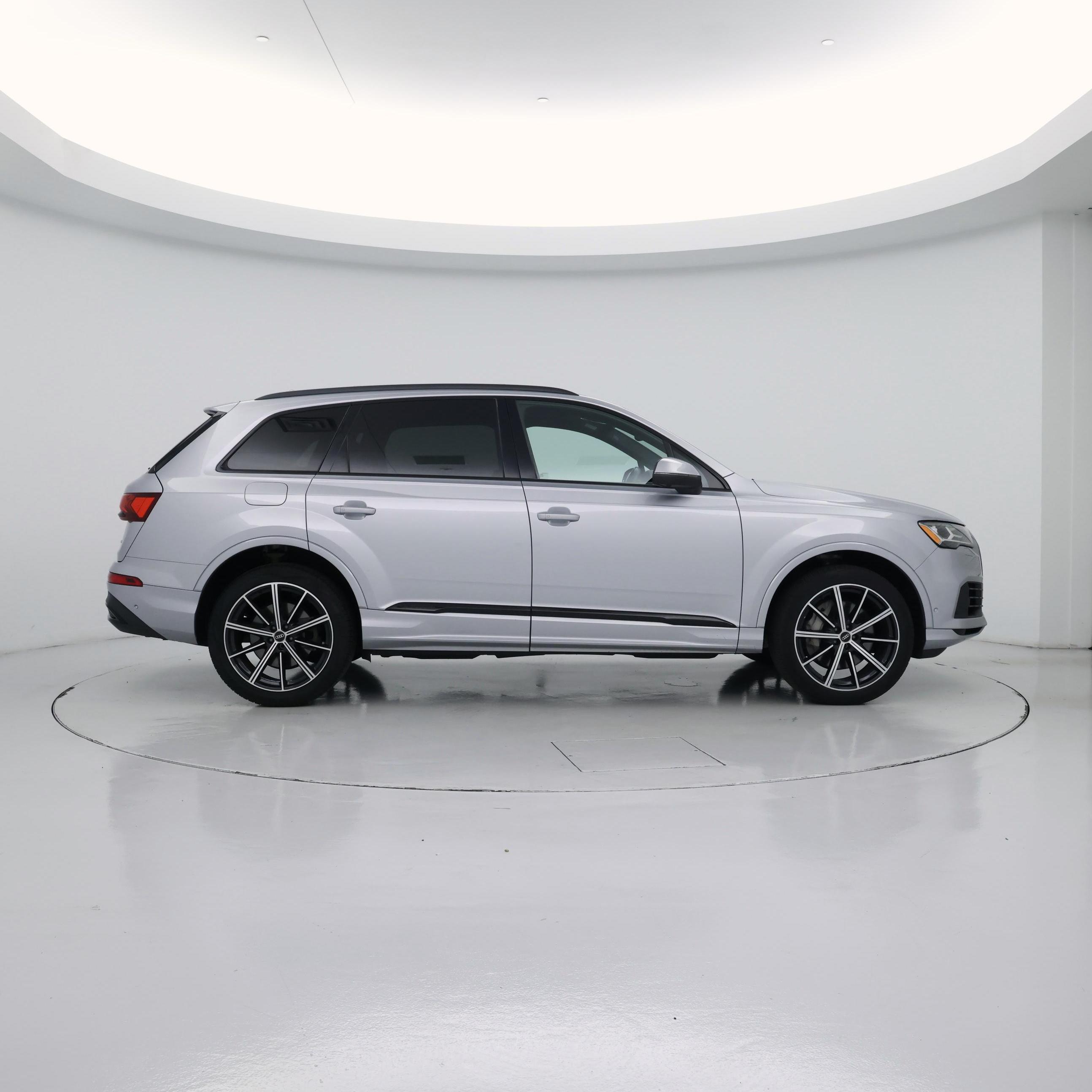 Thumbnail: 2022 Audi Q7 - 7