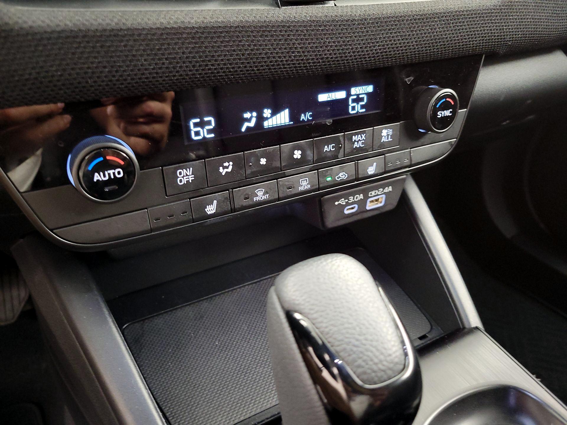 Thumbnail: 2026 Subaru Outback - 16