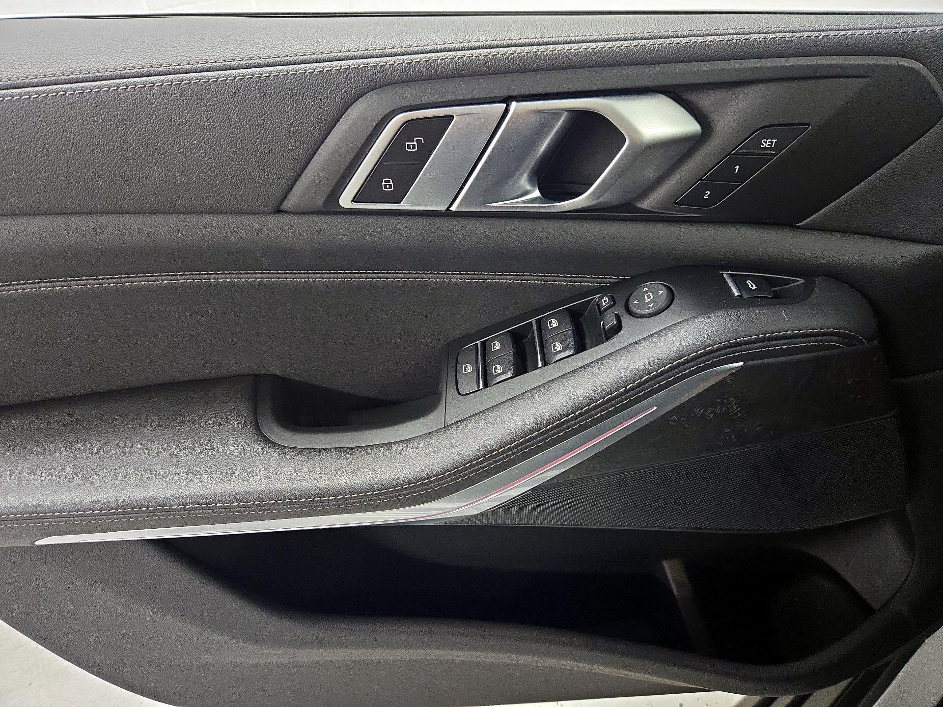 Thumbnail: 2023 BMW X5 - 12