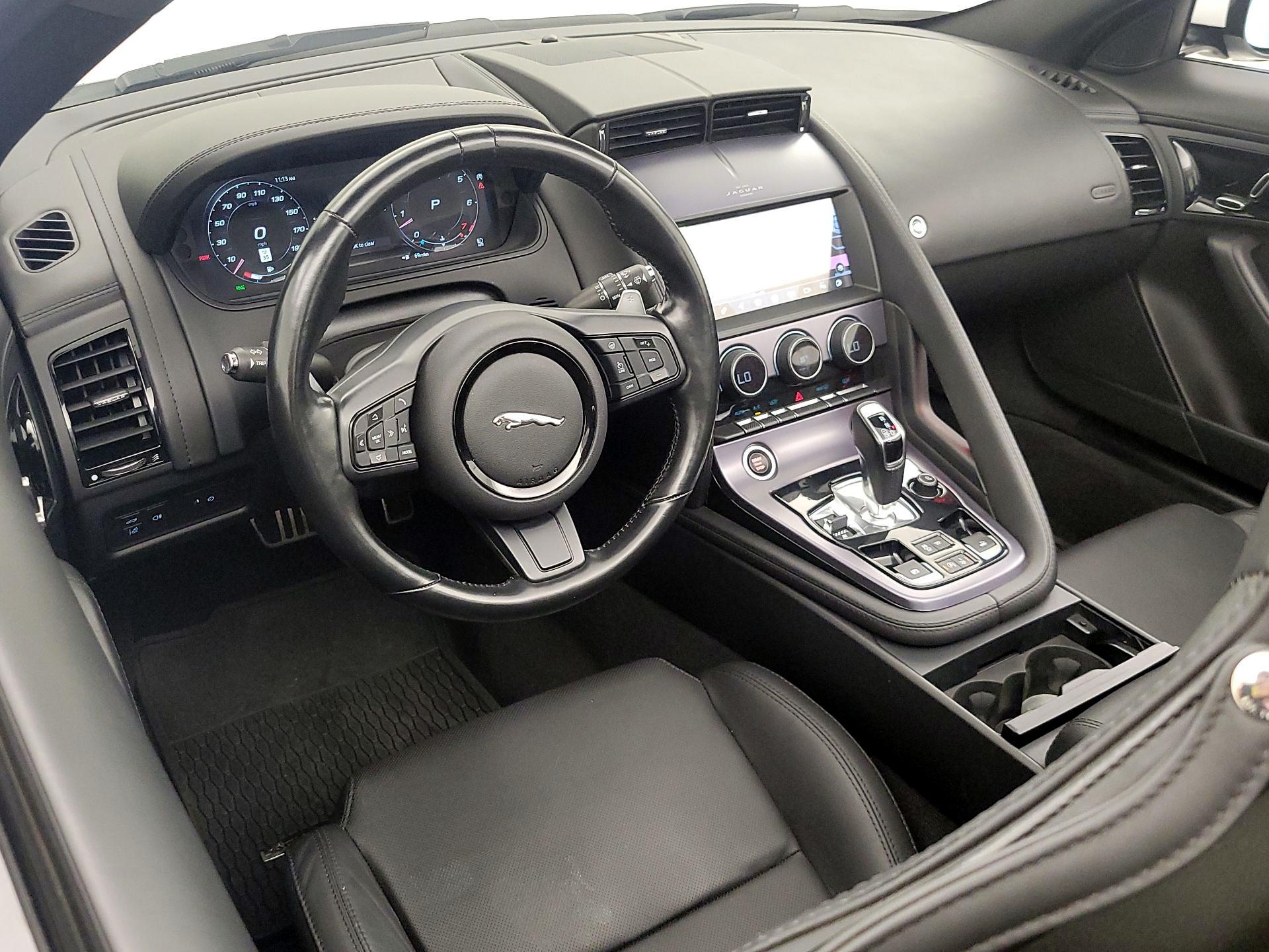 Thumbnail: 2022 Jaguar F-Type - 9
