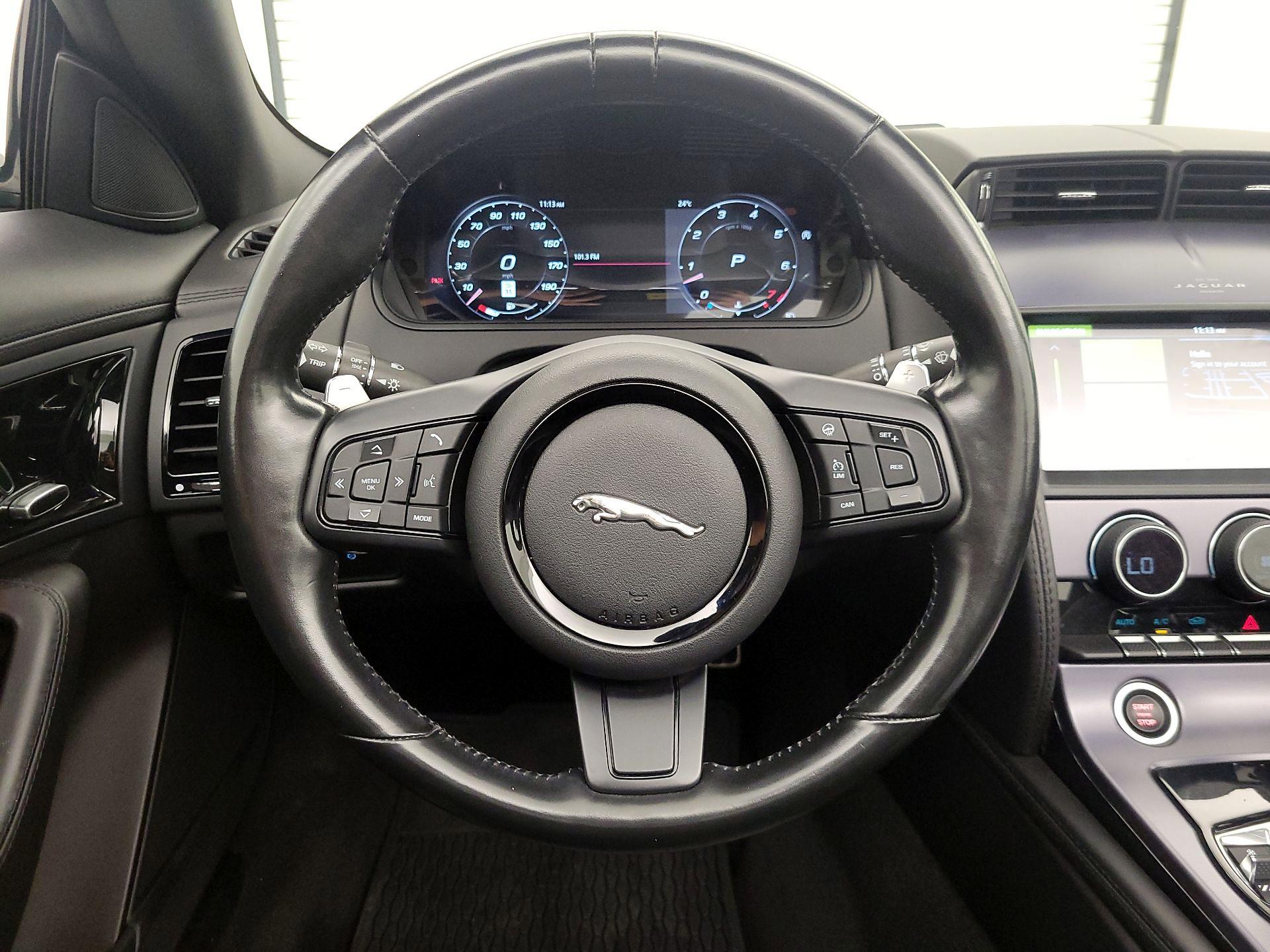Thumbnail: 2022 Jaguar F-Type - 10
