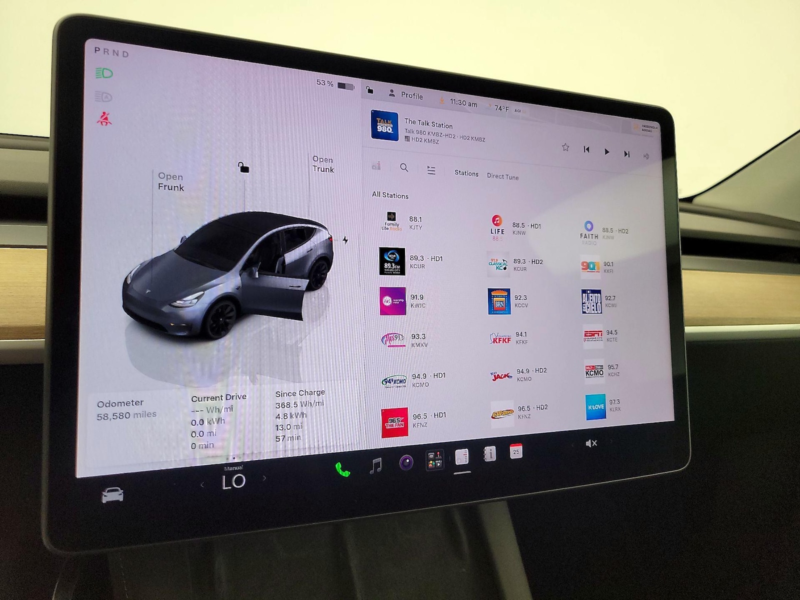 2024 Tesla Model Y Long Range - Photo 16