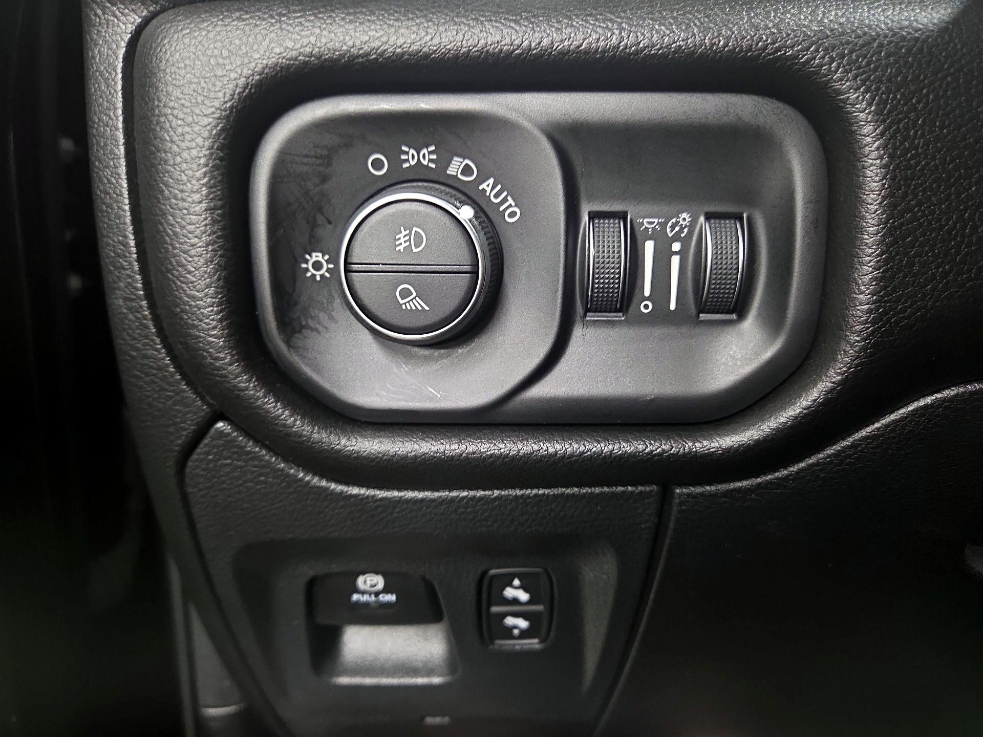 Thumbnail: 2023 RAM 1500 - 13
